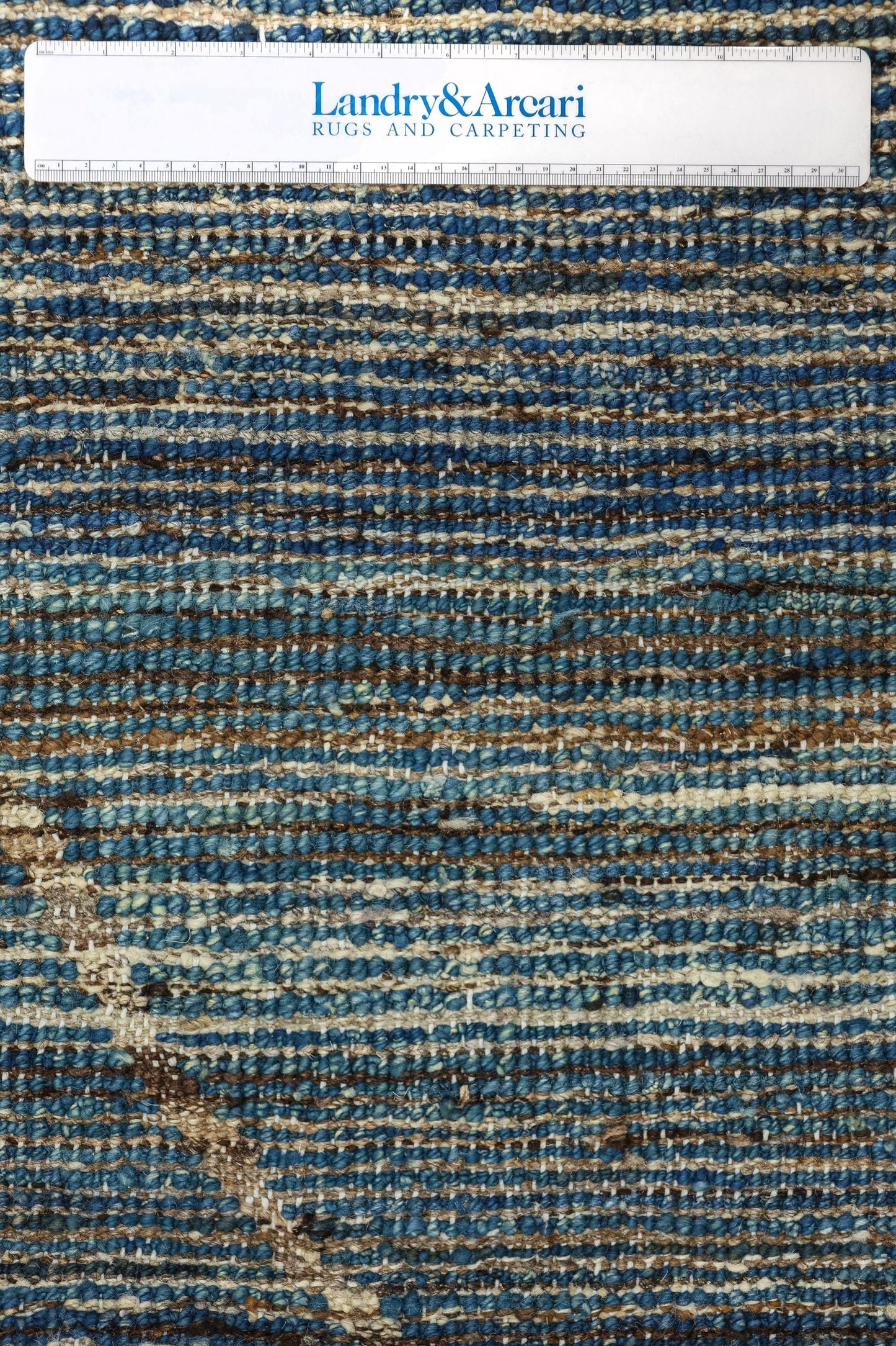 Moroccan Handwoven Contemporary Rug, J81319