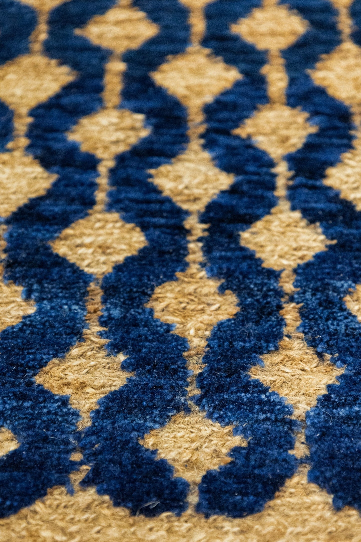 Nomad Link Handwoven Contemporary Rug