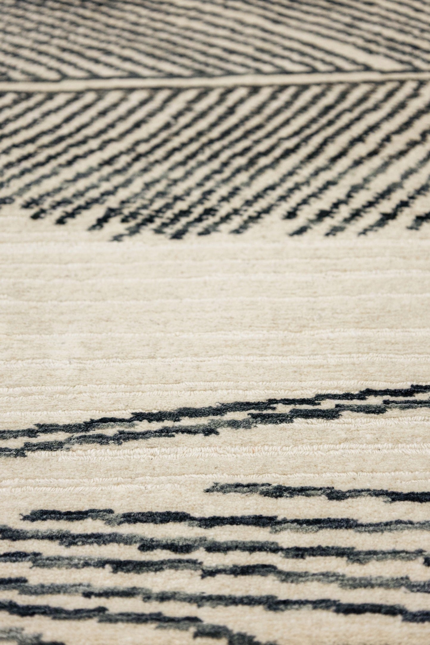 Plume Handwoven Contemporary Rug