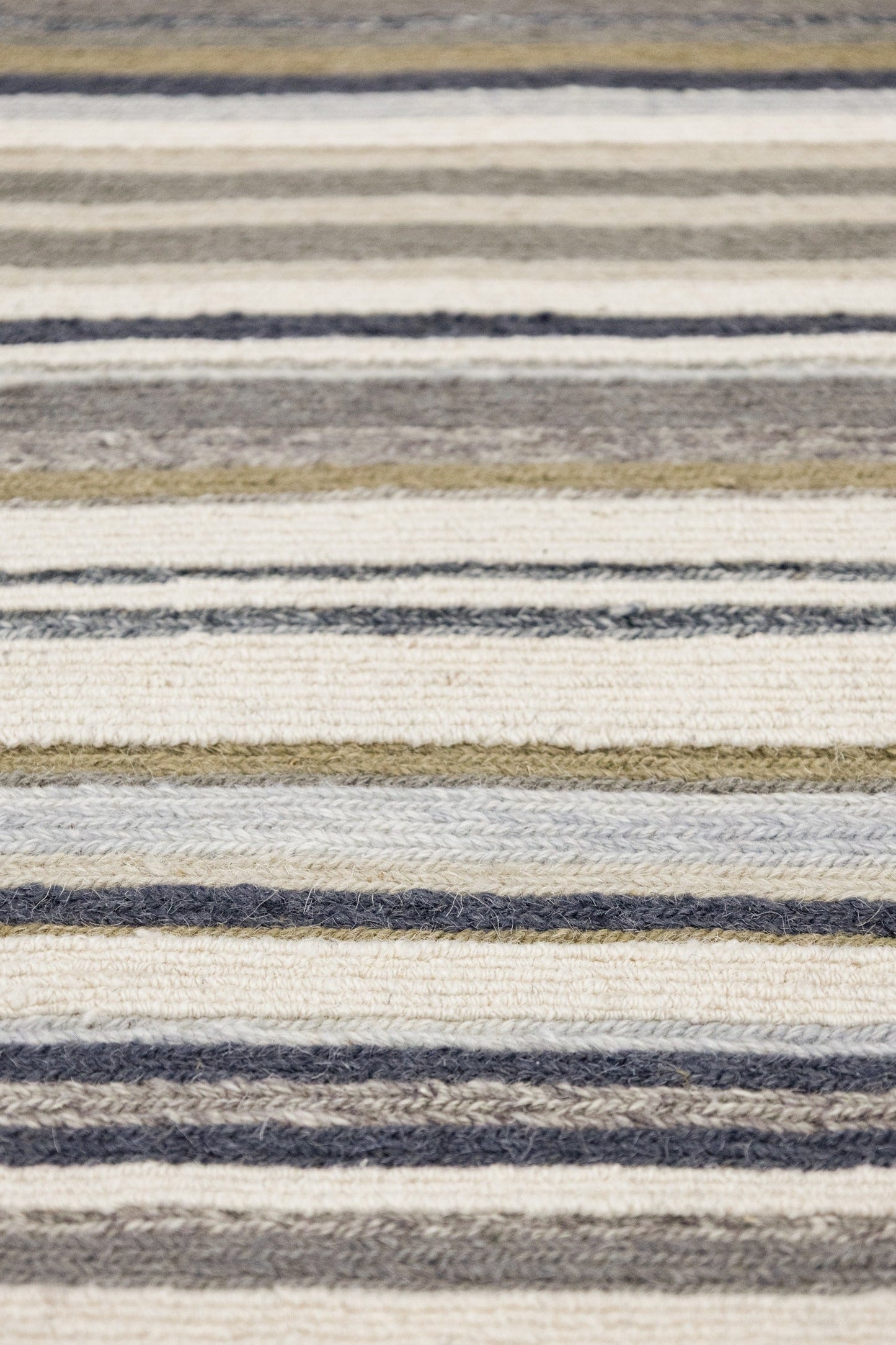 Stripe Soumak Handwoven Contemporary Rug