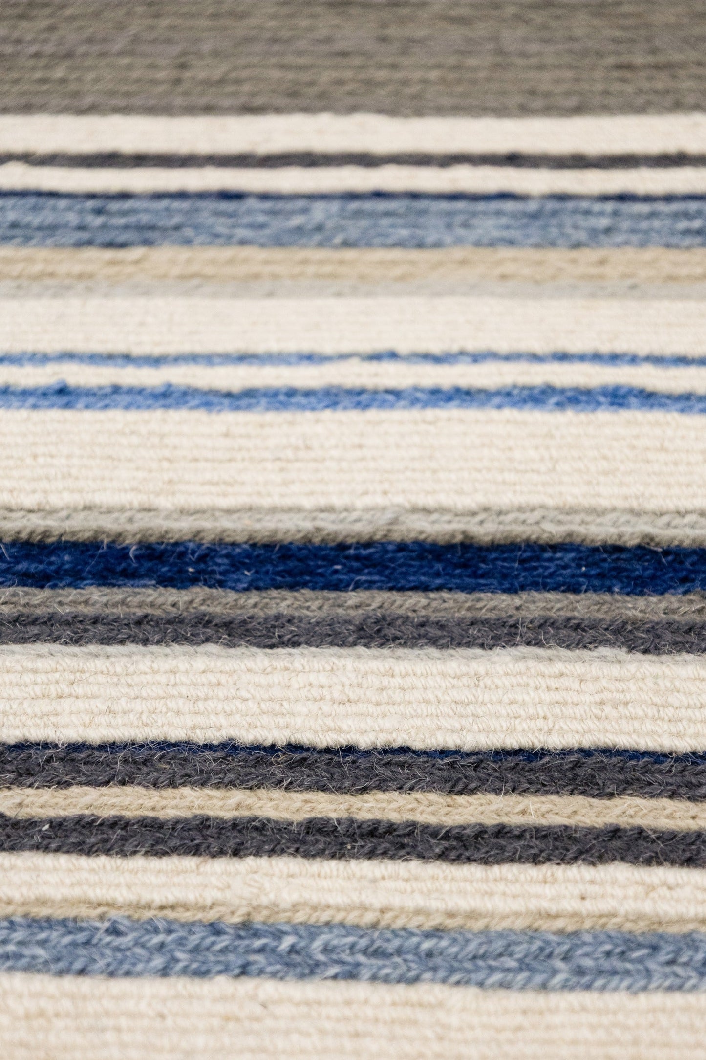 Stripe Soumak Handwoven Contemporary Rug