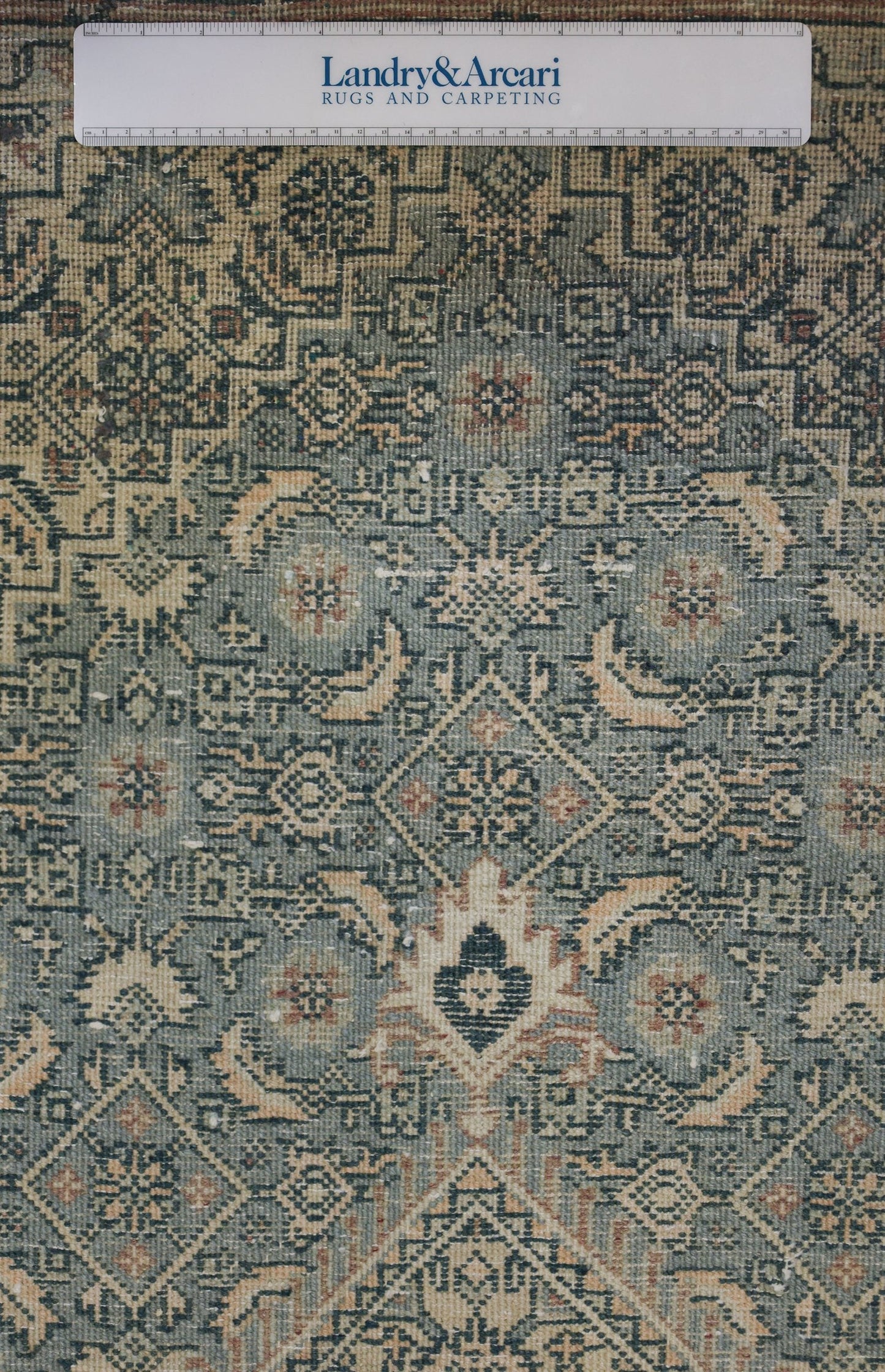 Vintage Bijar Handwoven Traditional Rug, J76631