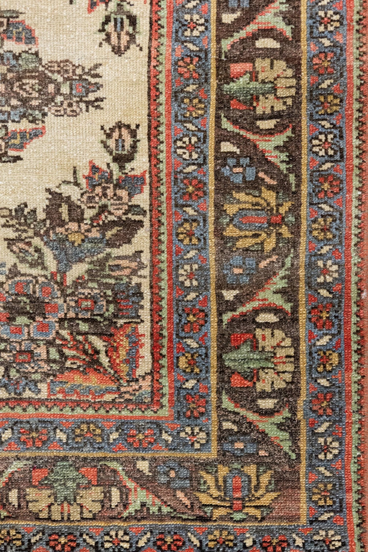 Vintage Dargazine Handwoven Traditional Rug, J89136