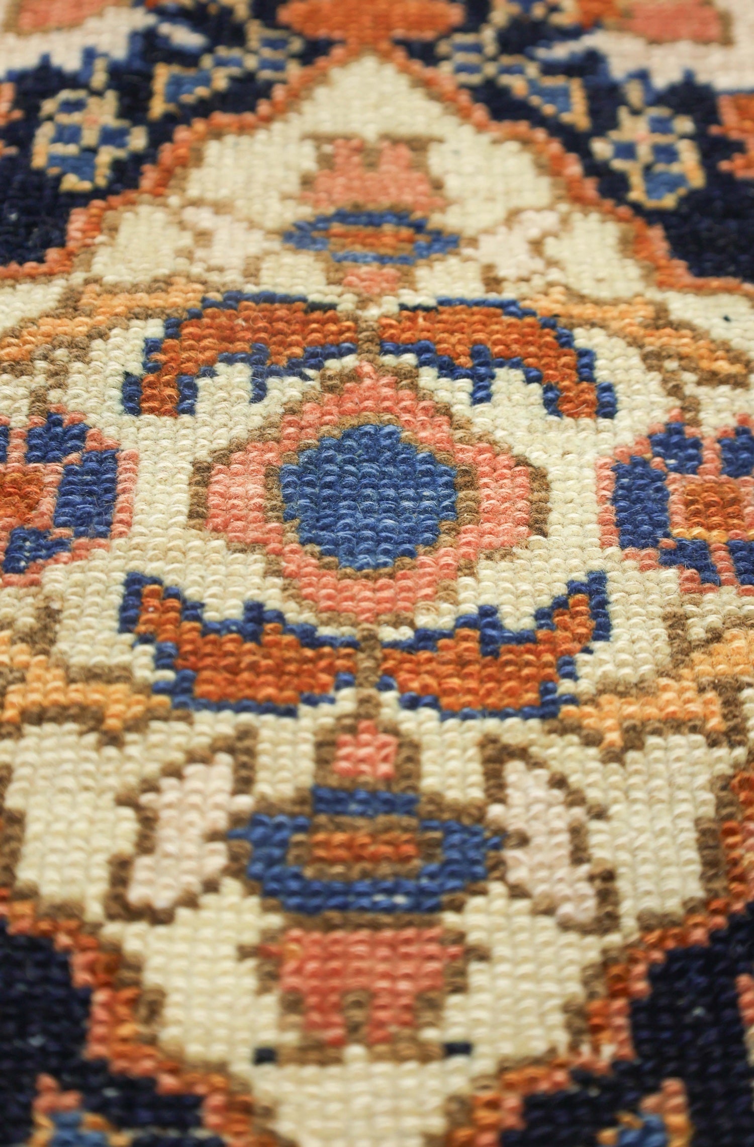 Vintage Hamadan Handwoven Traditional Rug, J73107