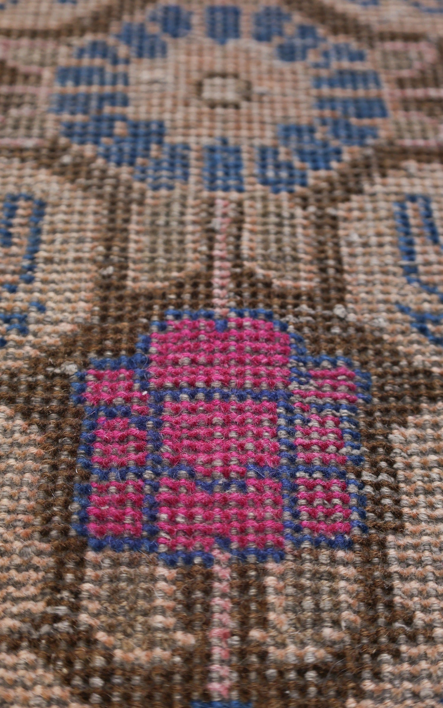 Vintage Mahal Handwoven Traditional Rug, J72545