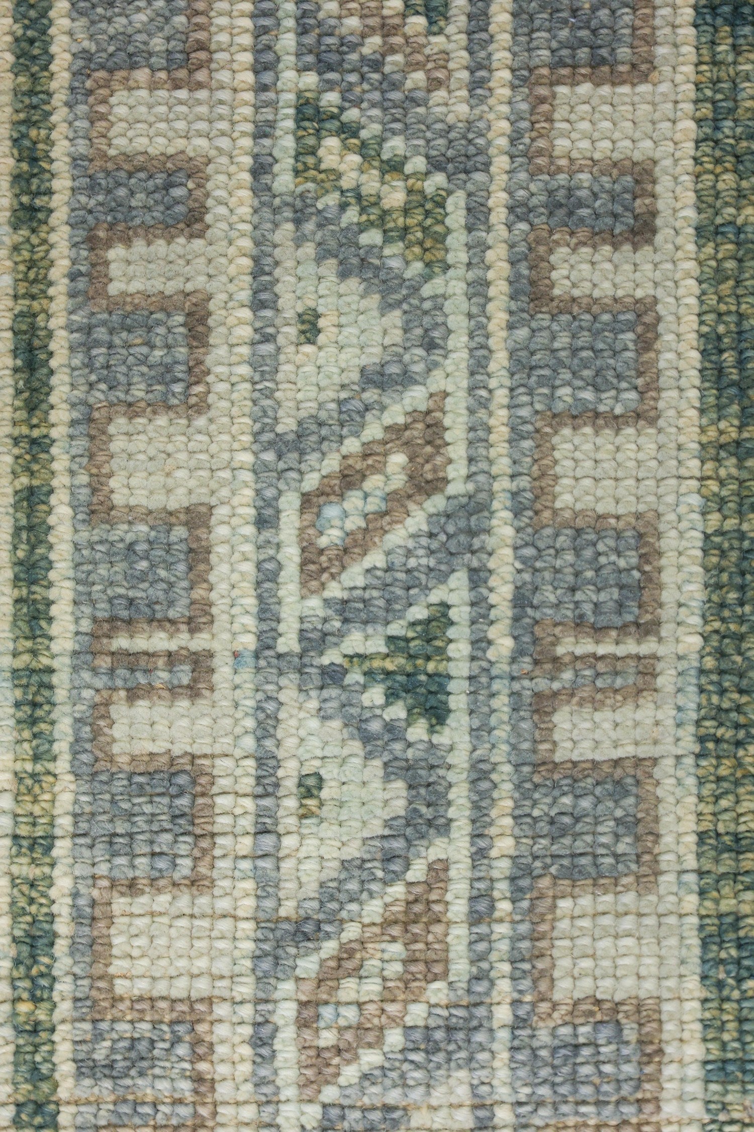Oushak Handwoven Traditional Rug, J73014