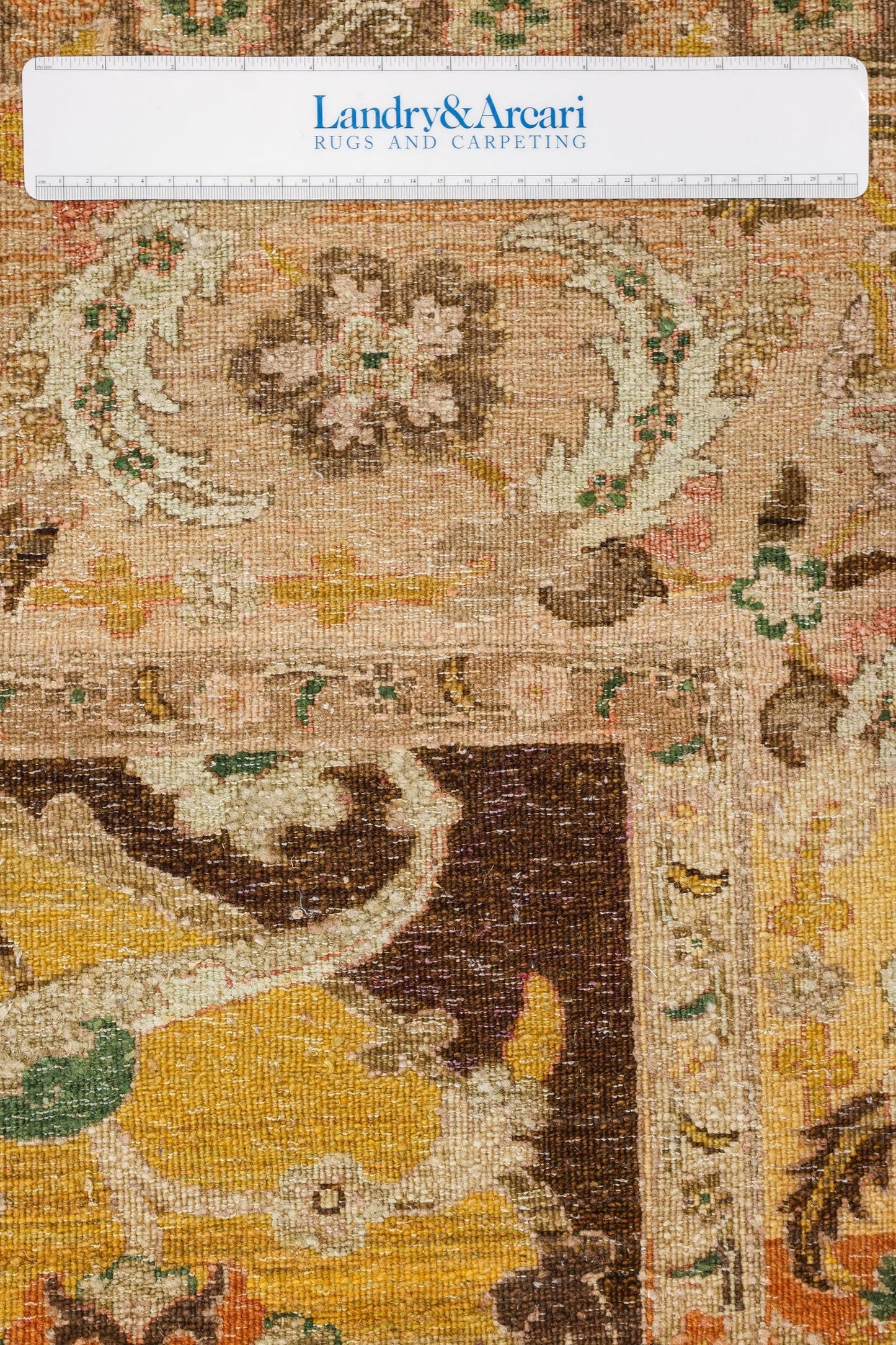 Polonaise Handwoven Traditional Rug, J80587