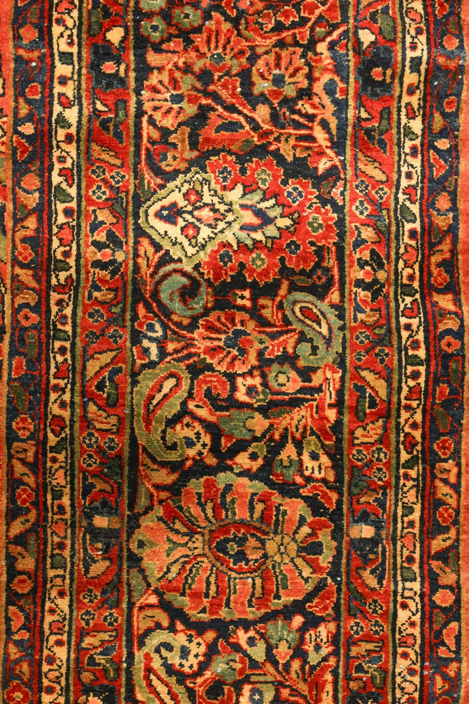 Antique Sarouk Handwoven Traditional Rug, J72055