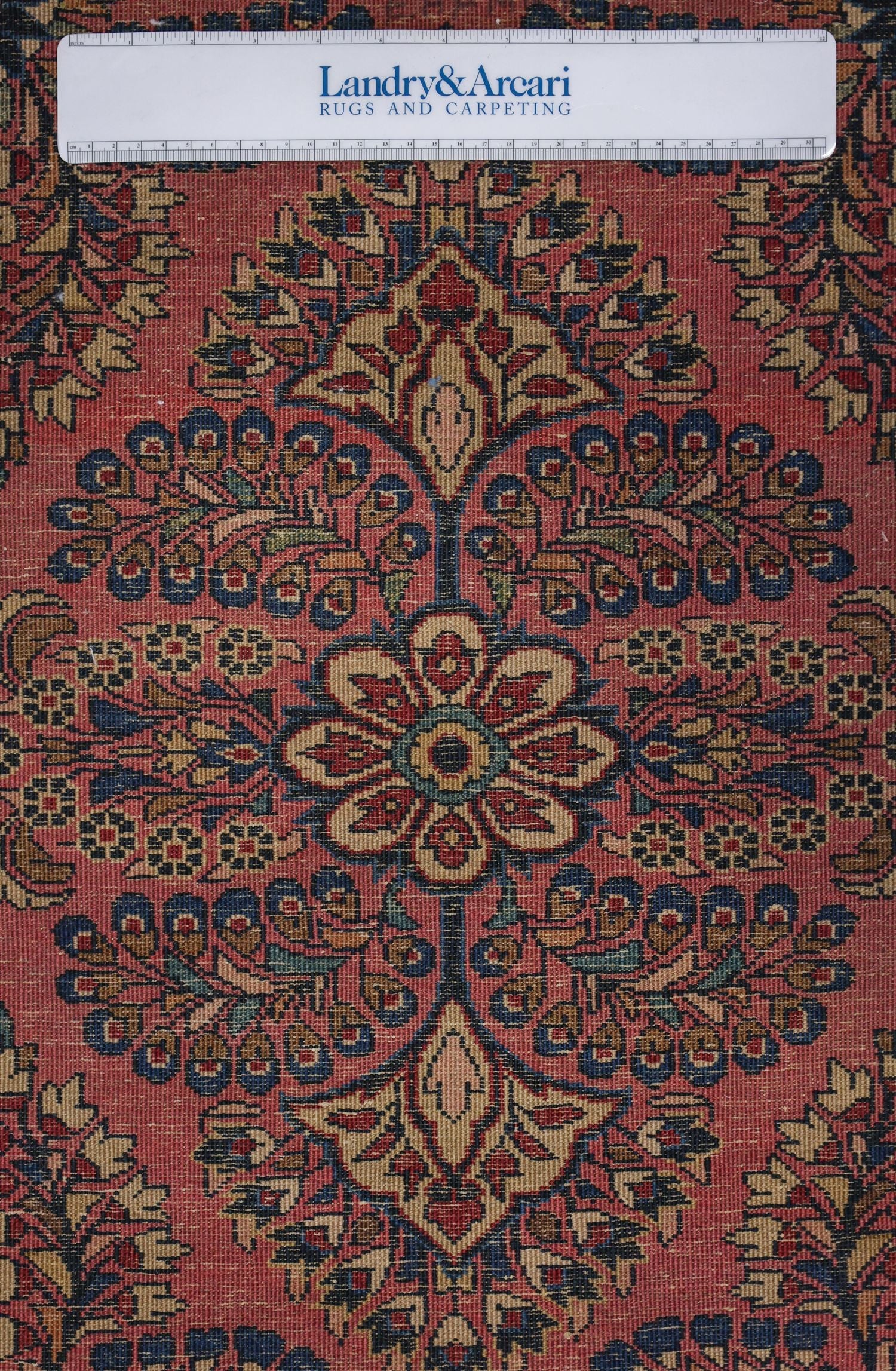 Antique Sarouk Handwoven Traditional Rug, J72070