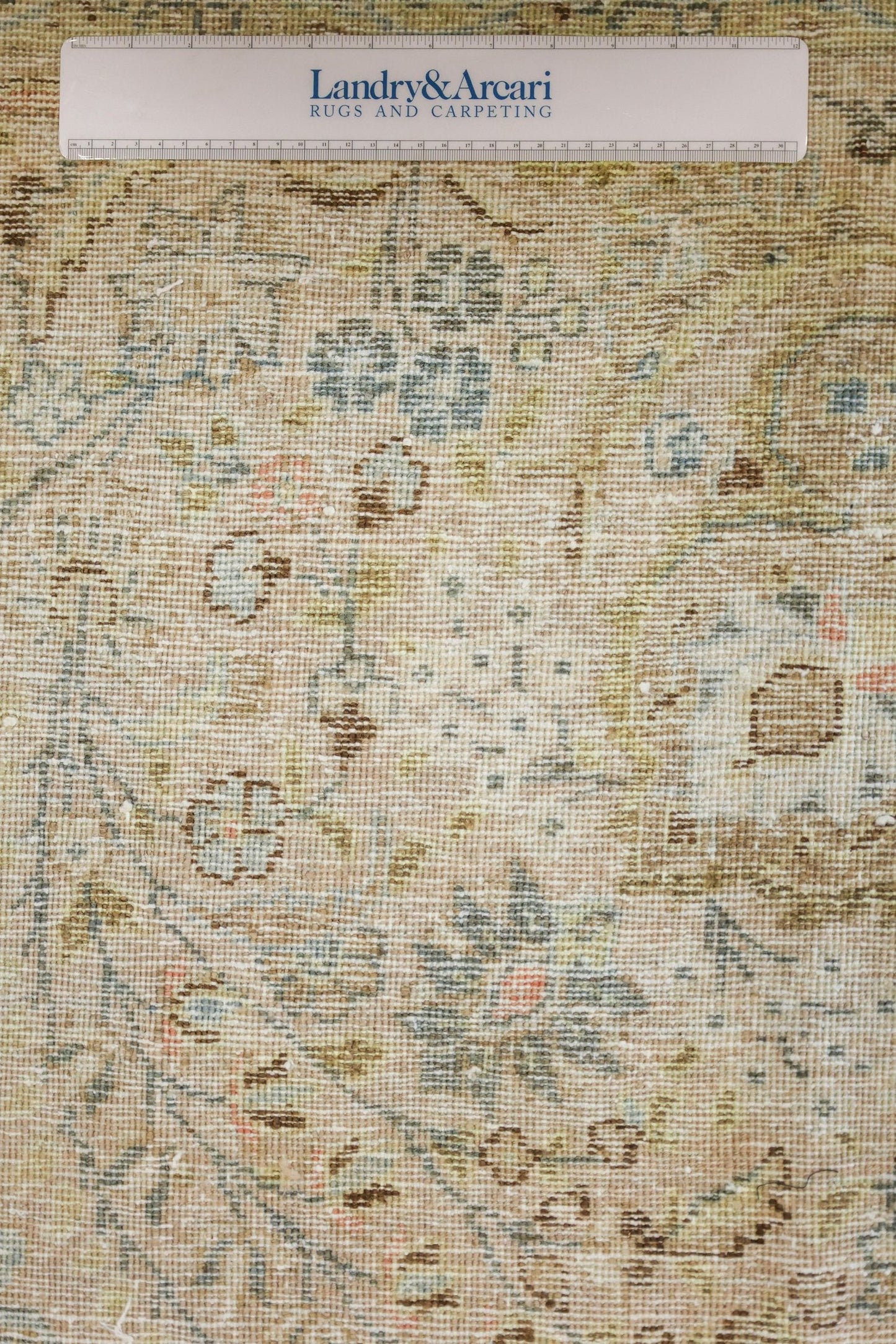 Vintage Tabriz Handwoven Traditional Rug, J67445