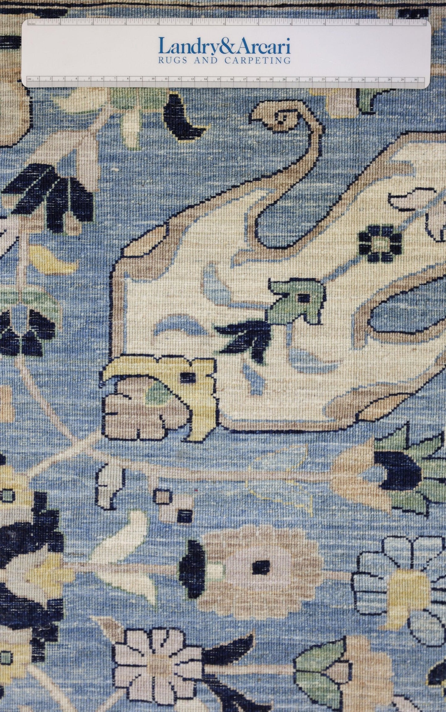 Tabriz Handwoven Traditional Rug, J71092