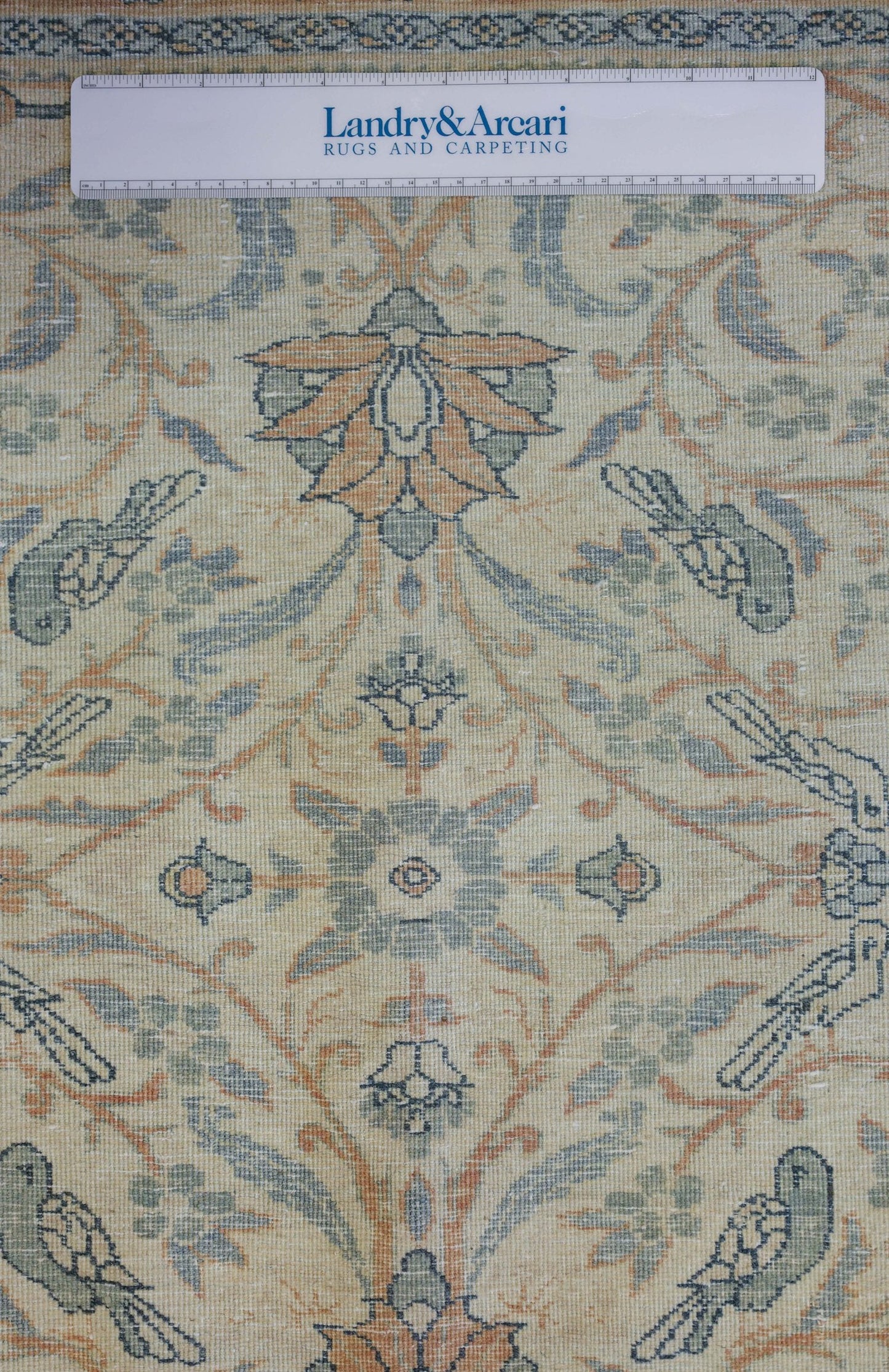 Vintage Tabriz Handwoven Traditional Rug, J73548