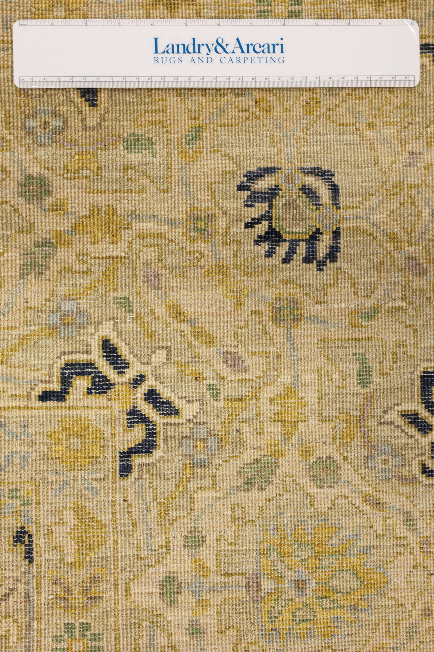 Tabriz Handwoven Traditional Rug, J80658