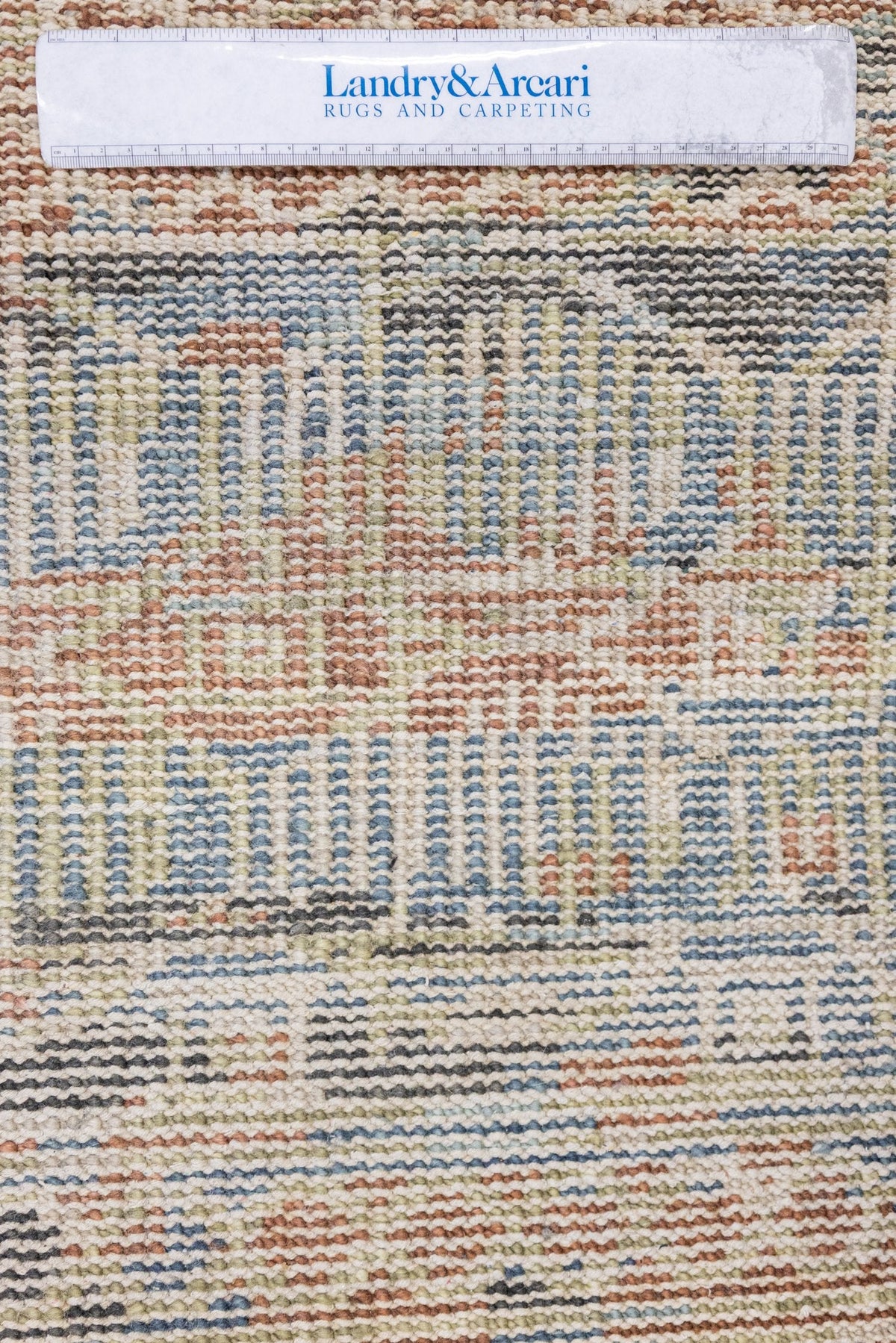 Chainwave Handwoven Transitional Rug, J88131