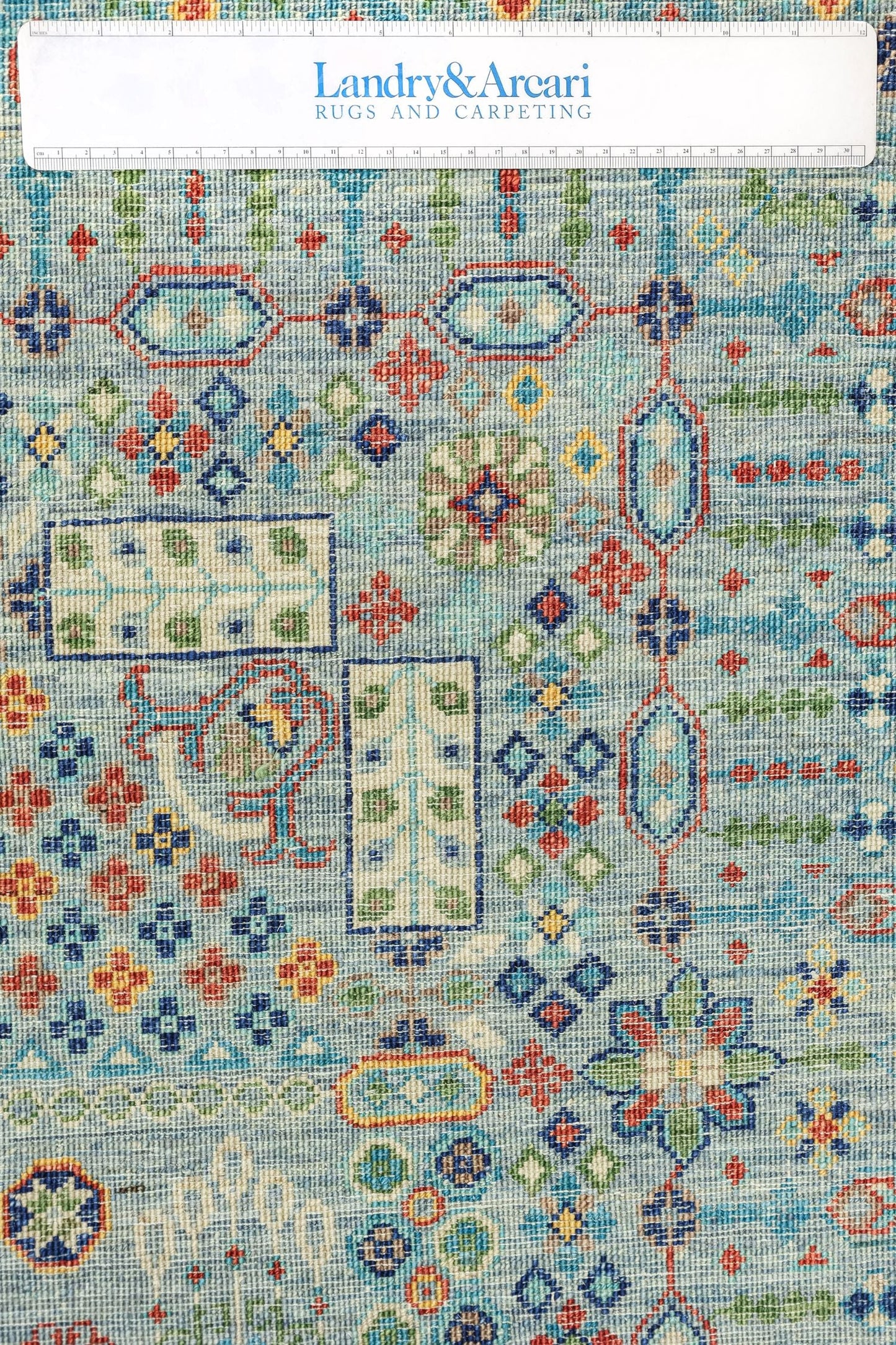 Jewelry Handwoven Transitional Rug, J81315