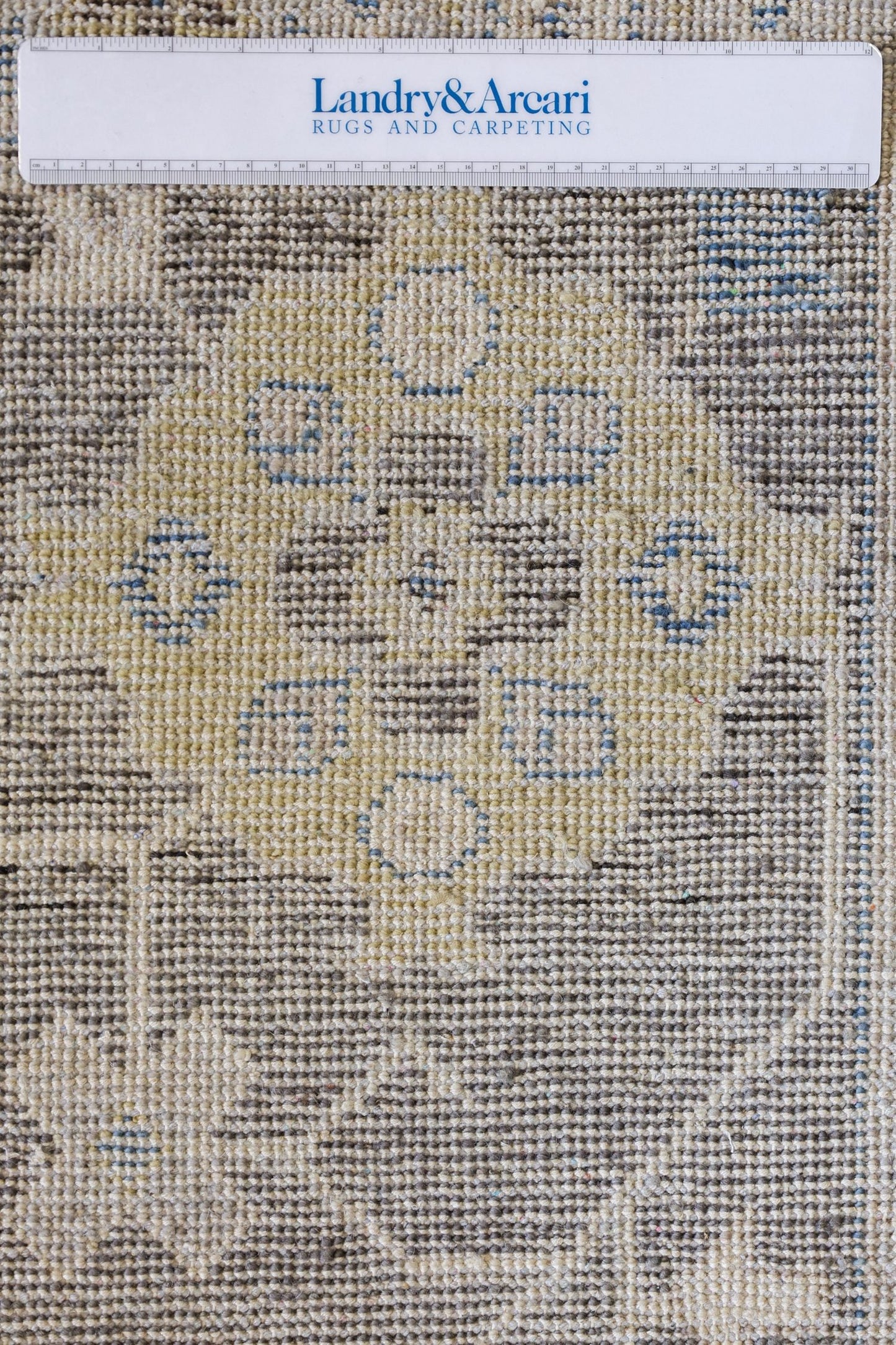 Smirna Handwoven Transitional Rug, J80022
