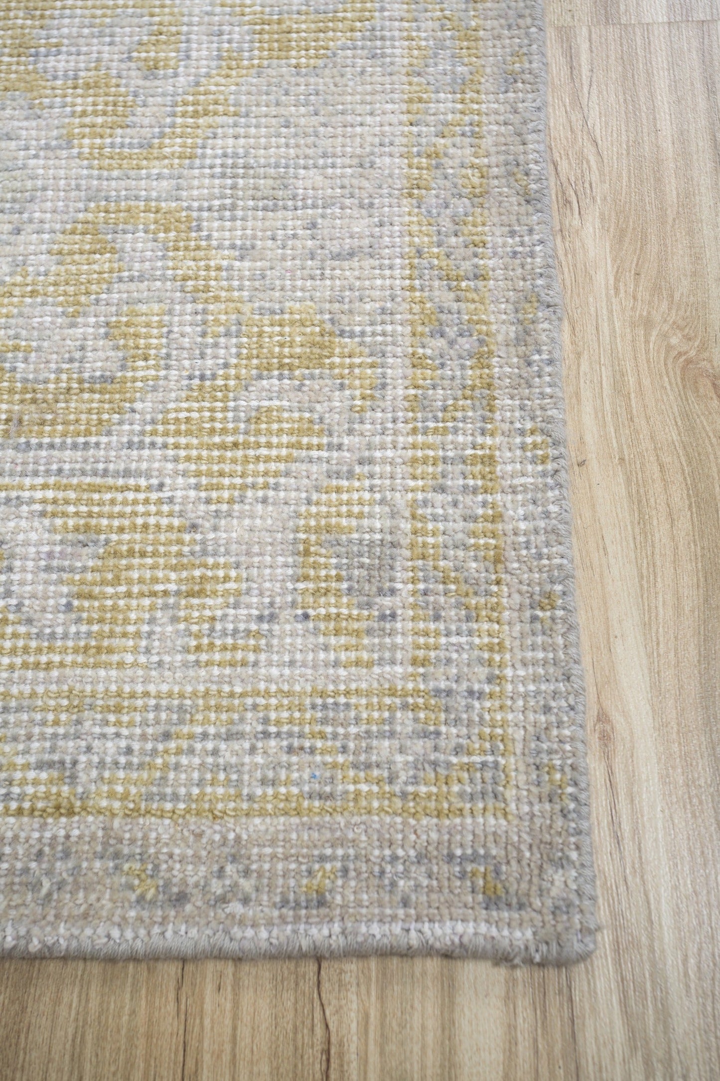 Tabriz Handwoven Transitional Rug, J70199