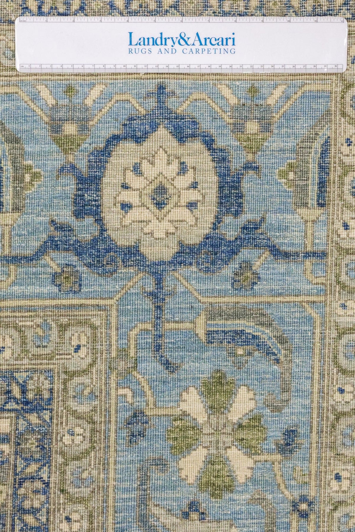 Arabesque Bijar Handwoven Tribal Rug, J81402