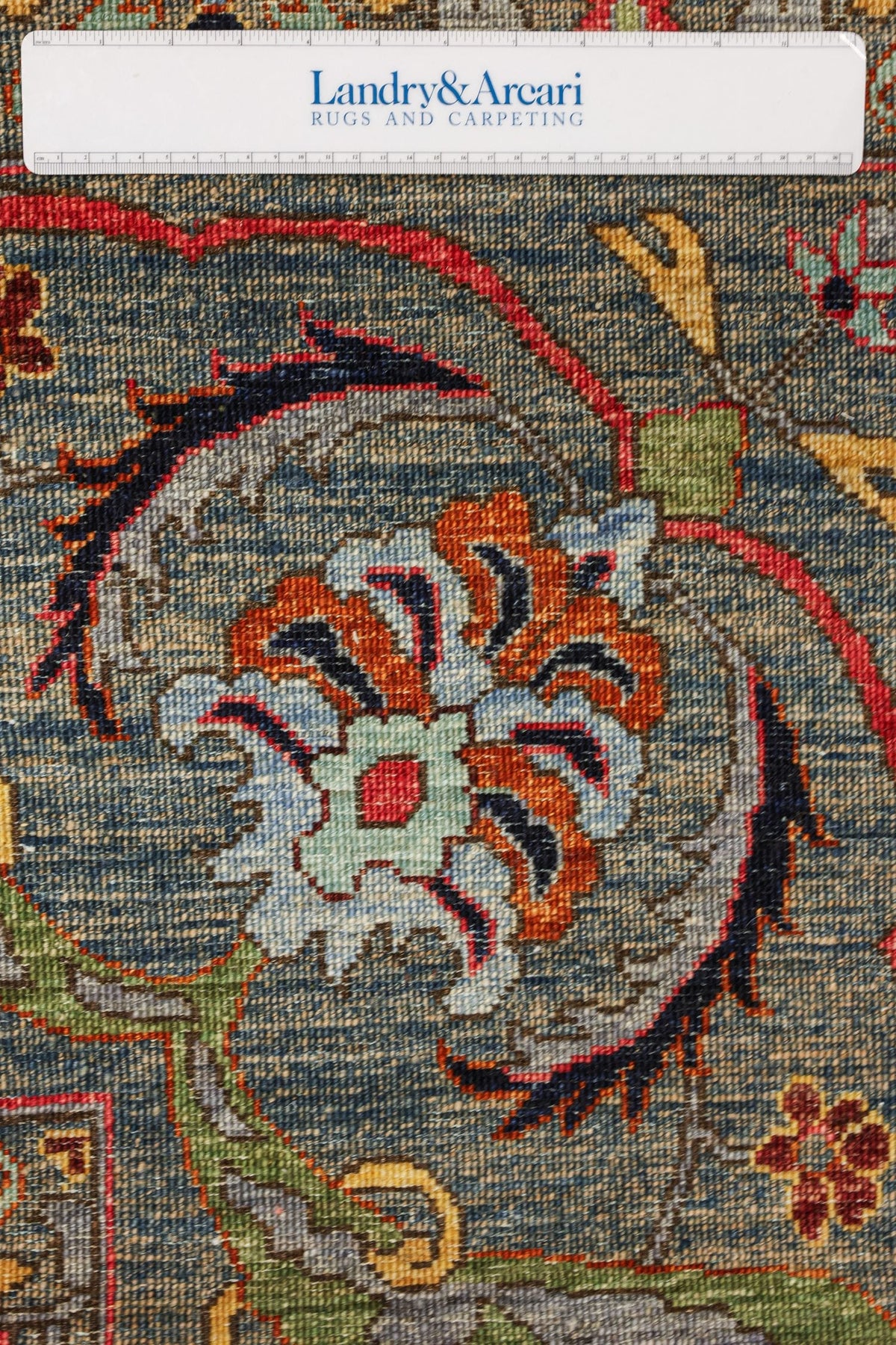 Arabesque Handwoven Tribal Rug, J81042