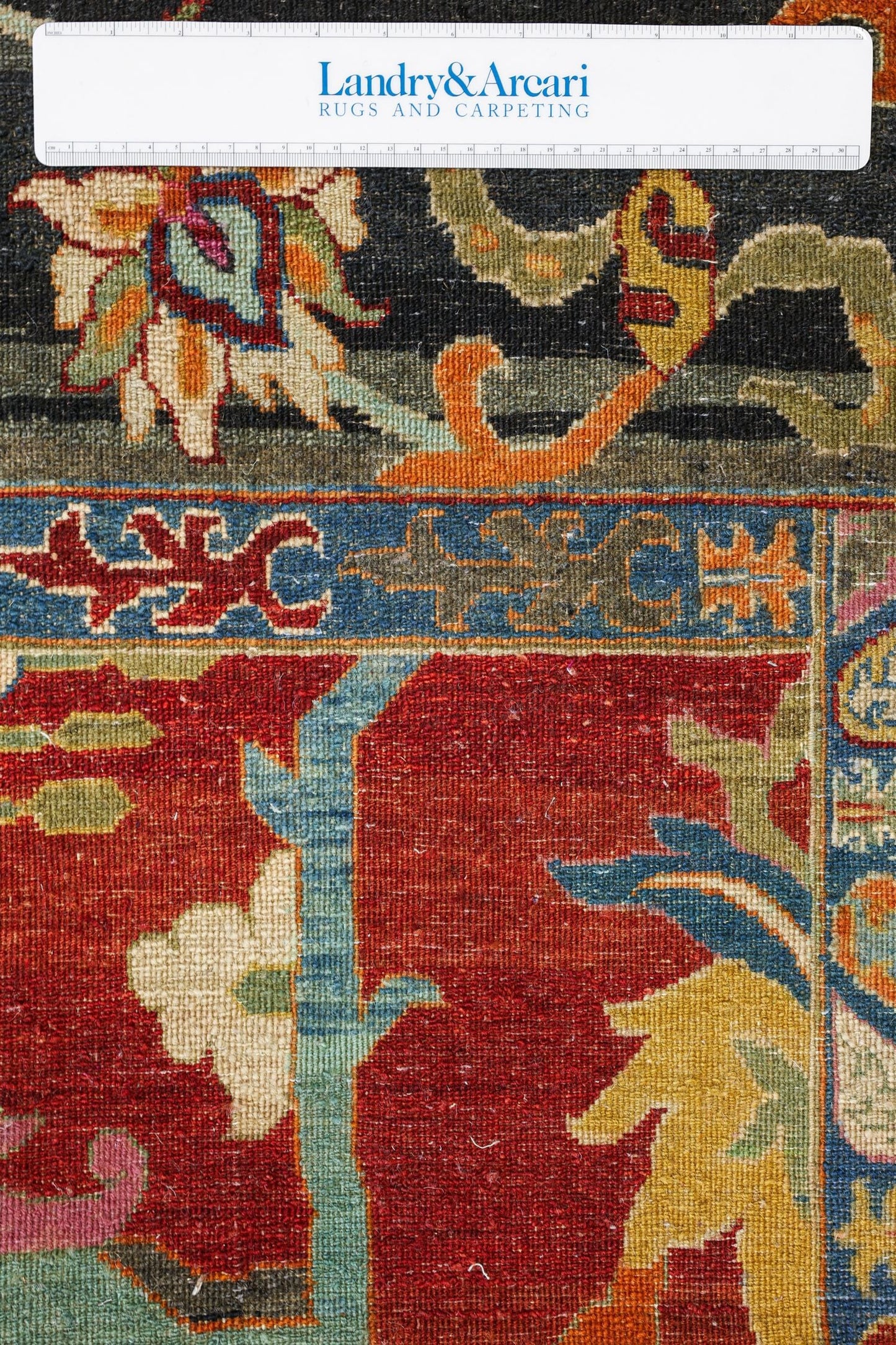 Arabesque Agra Handwoven Tribal Rug, J80586
