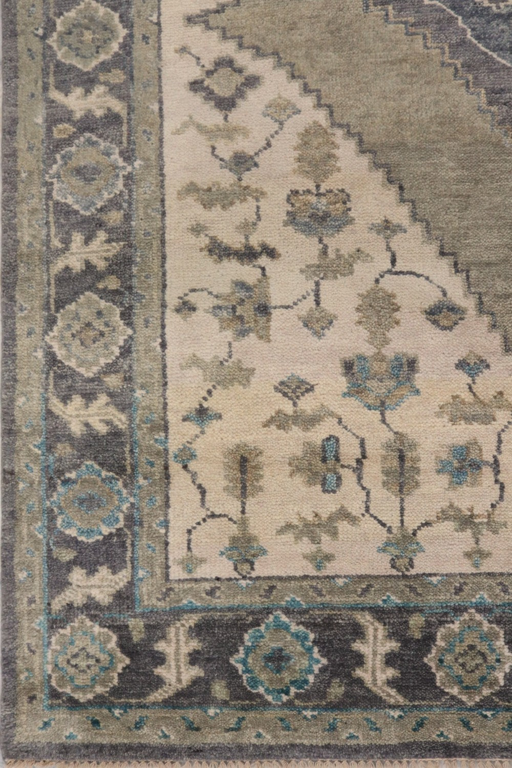 Bakshaish Handwoven Tribal Rug, J71529