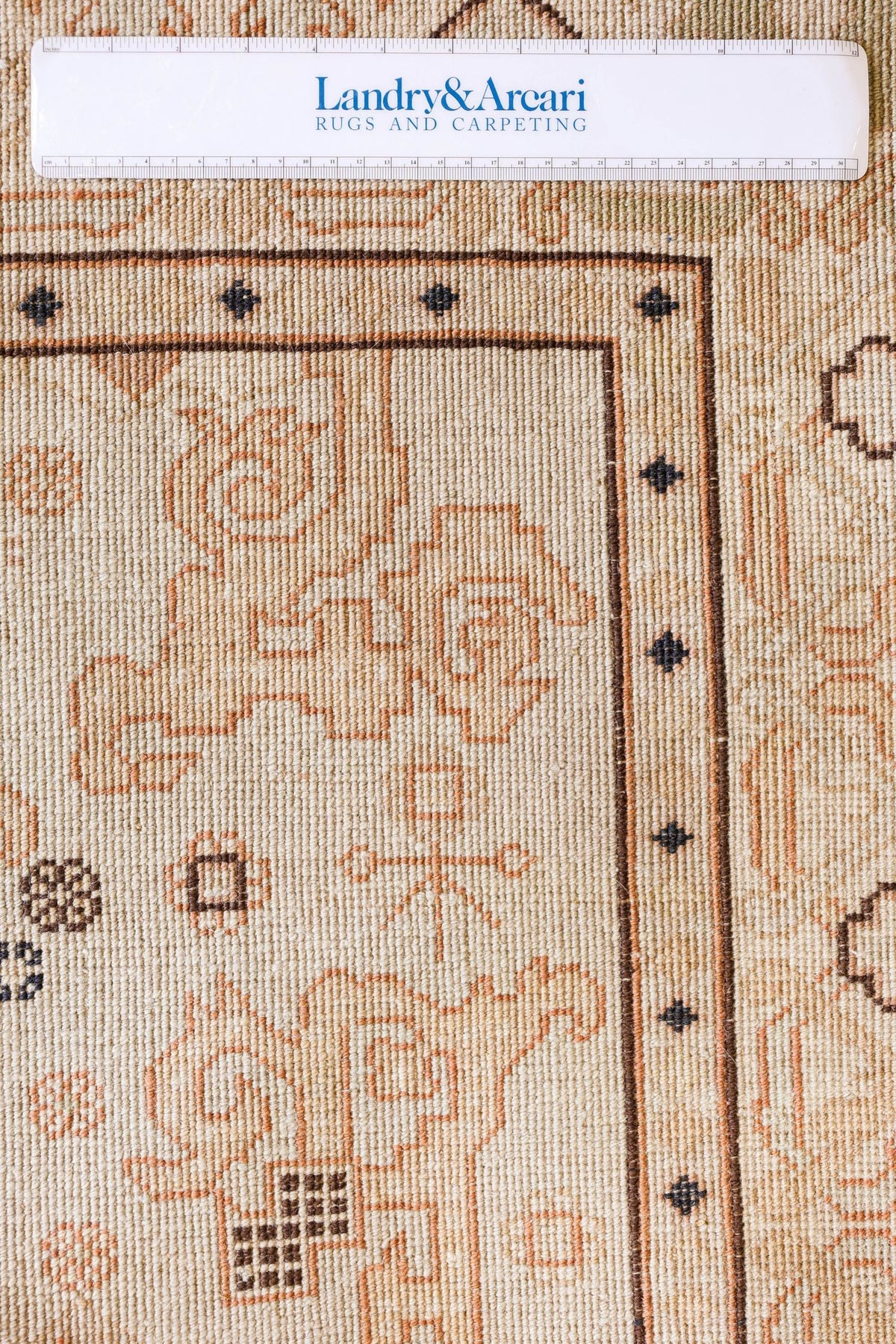 Vintage Bakshaish Handwoven Tribal Rug, J79416