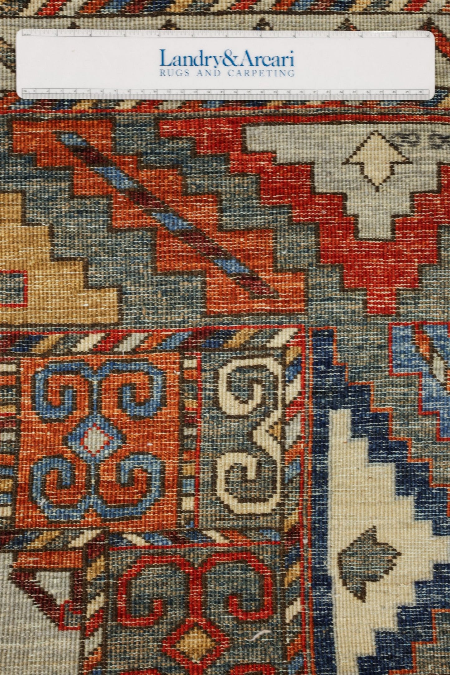 Memling Gul Handwoven Tribal Rug, J81039