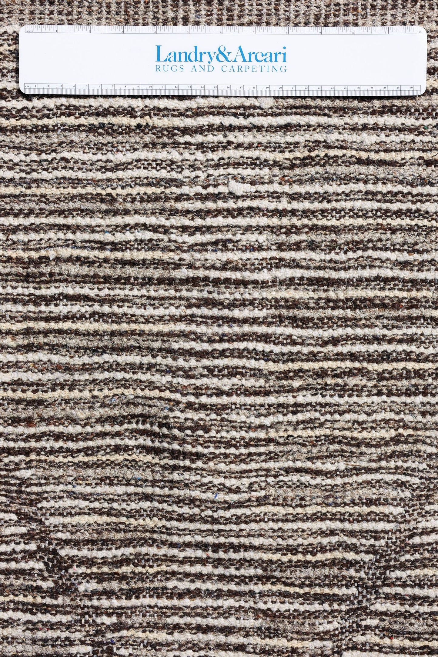 Moroccan Handwoven Tribal Rug, J78324