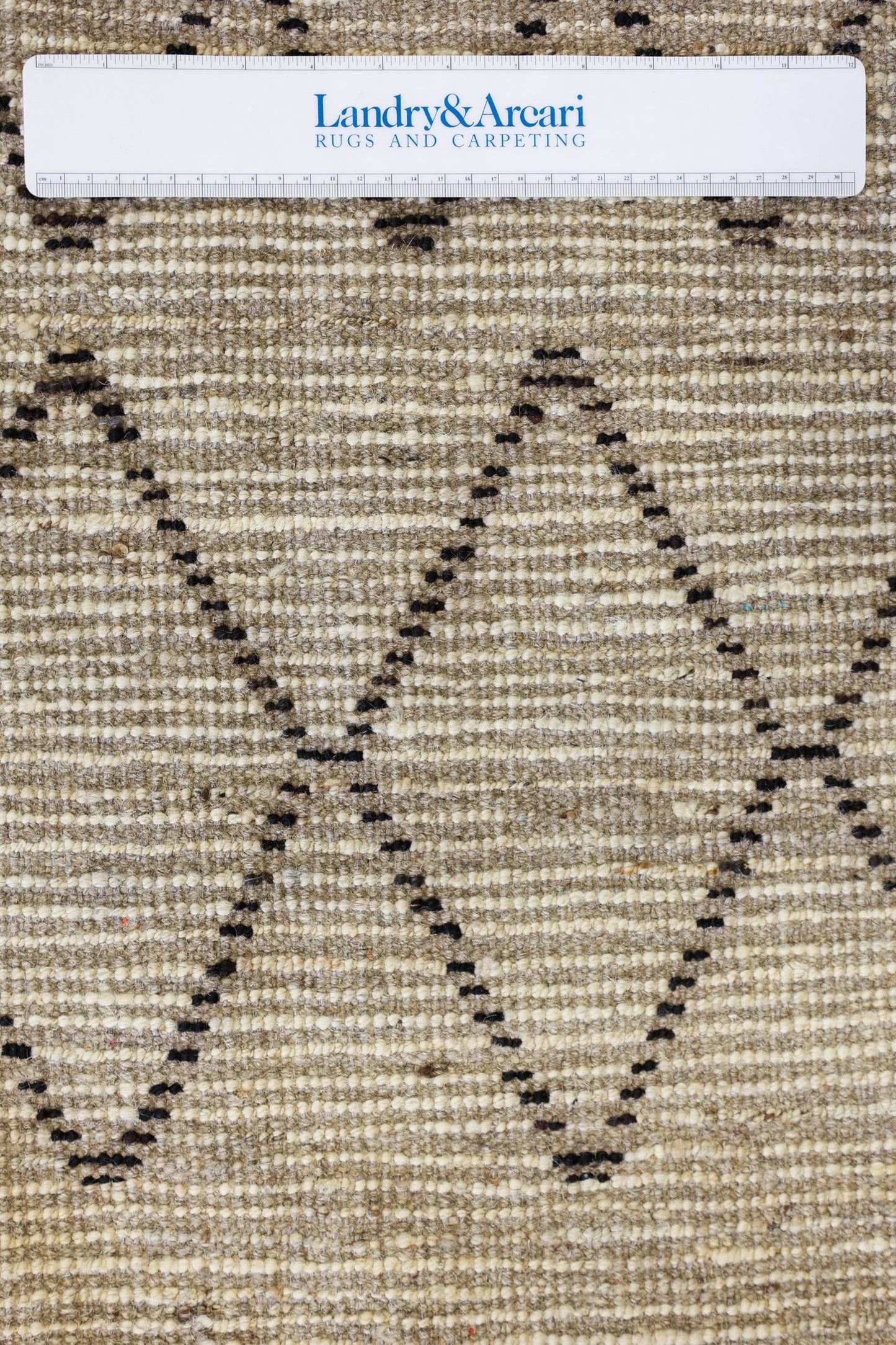 Moroccan Handwoven Tribal Rug, J80317