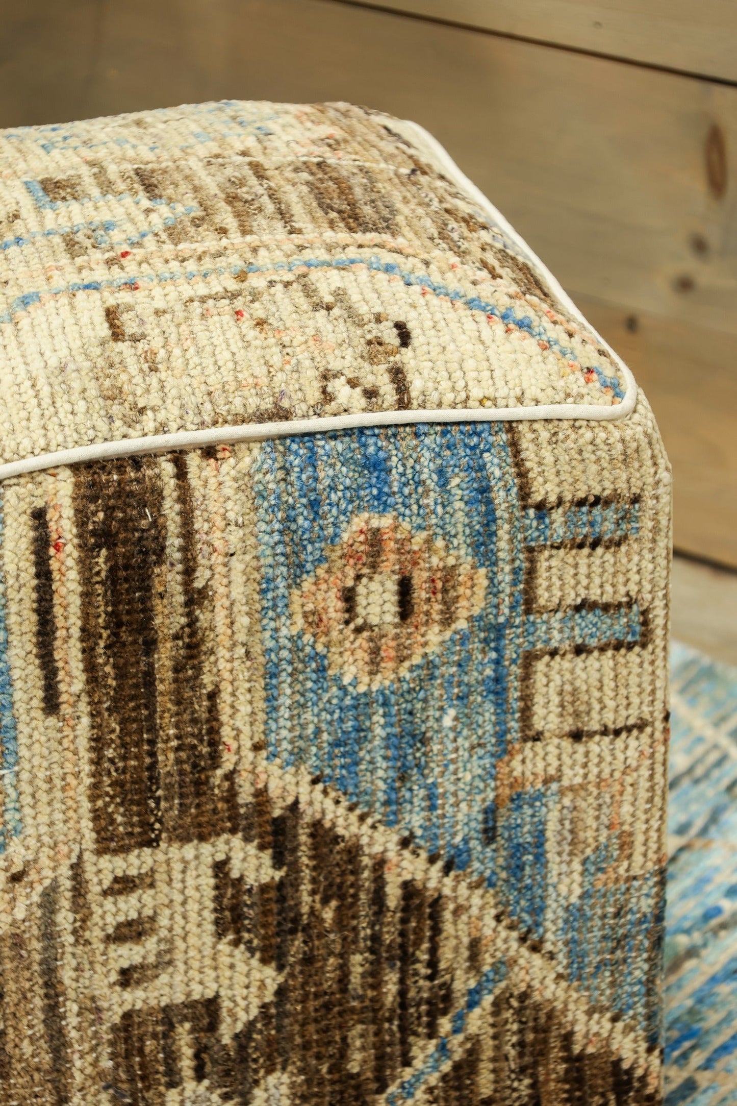 Oushak Rug Ottoman, J80360