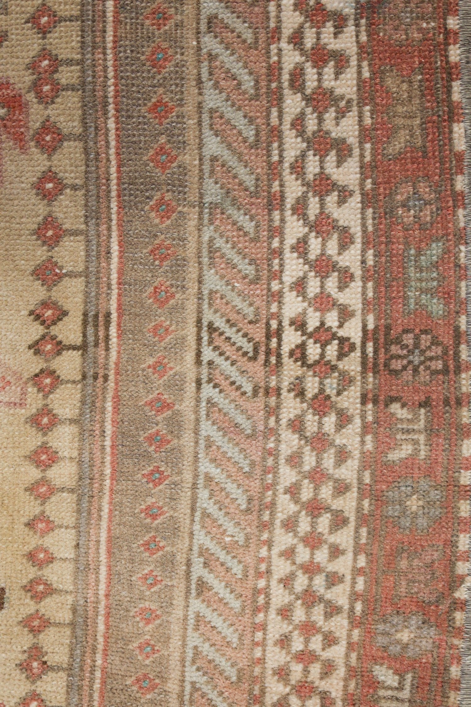 Vintage Serab Handwoven Tribal Rug, J72532