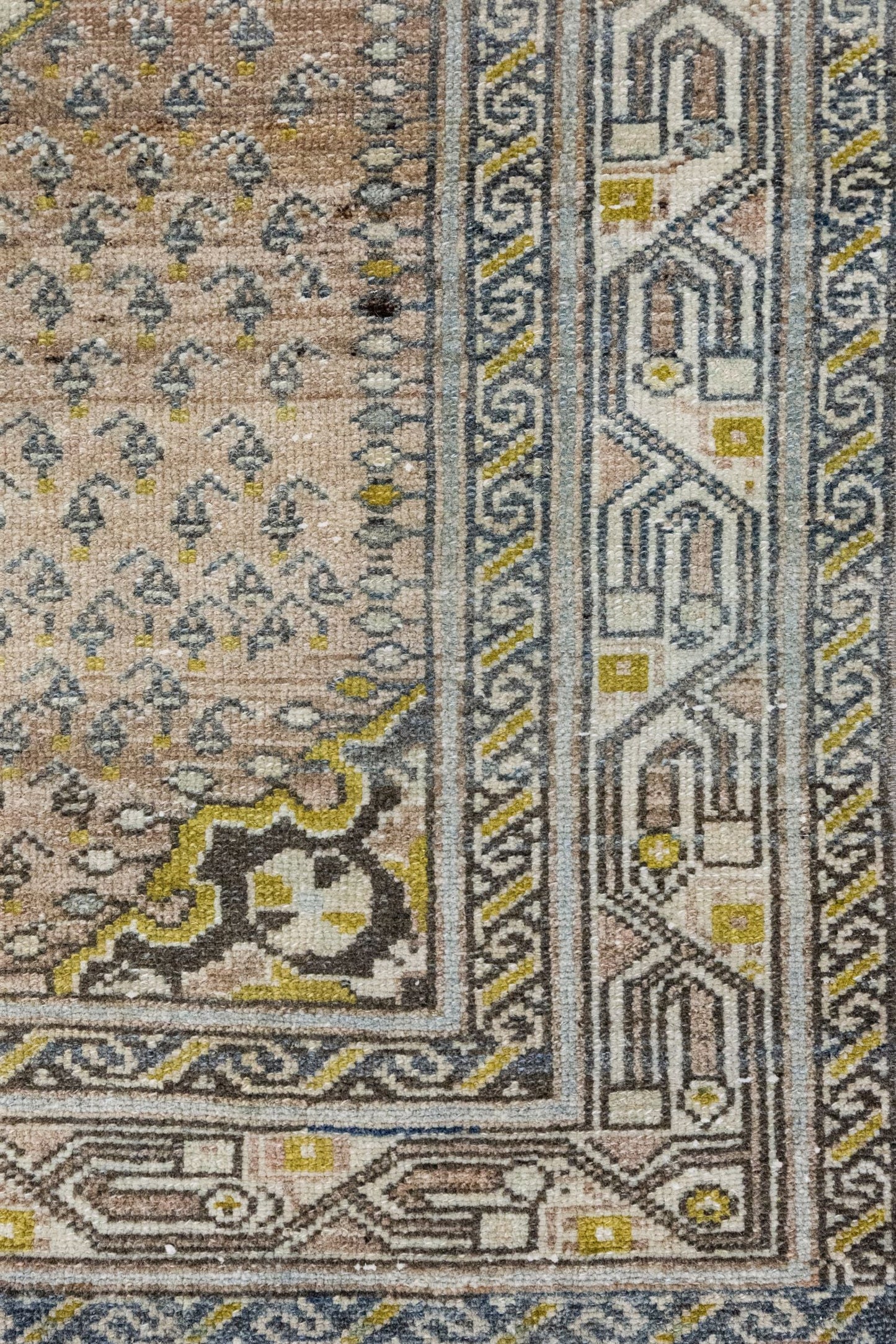 Vintage Seraband Handwoven Tribal Rug, J89139