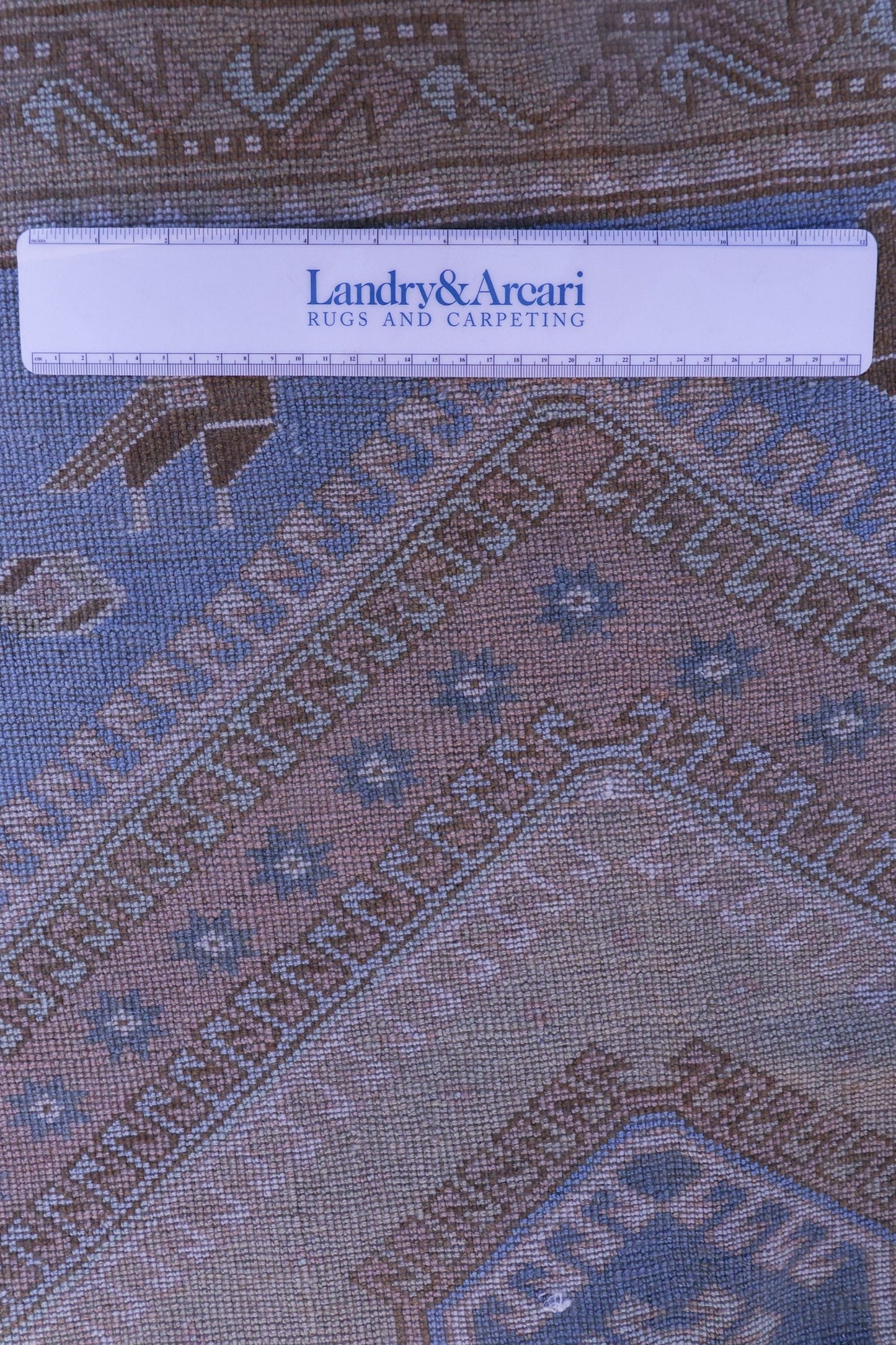 Vintage Shiraz Handwoven Tribal Rug, J72693