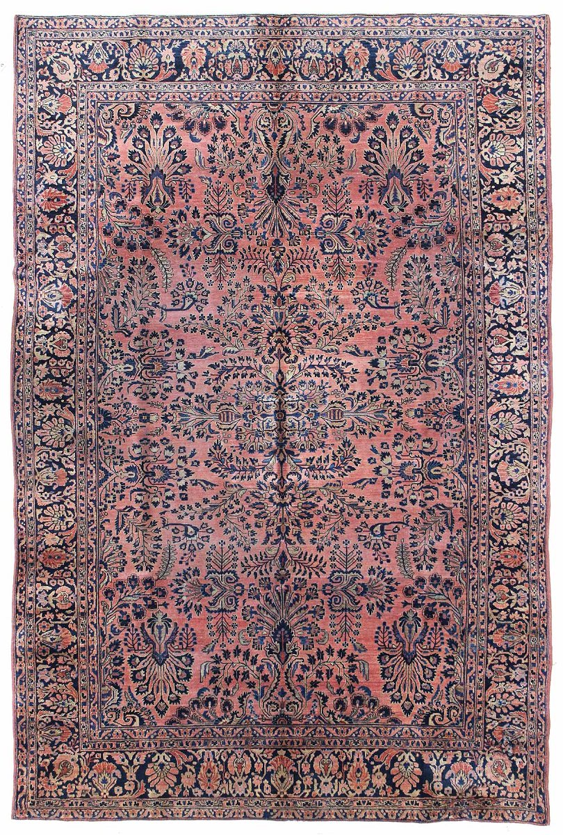 Antique Sarouk Handwoven Traditional Rug