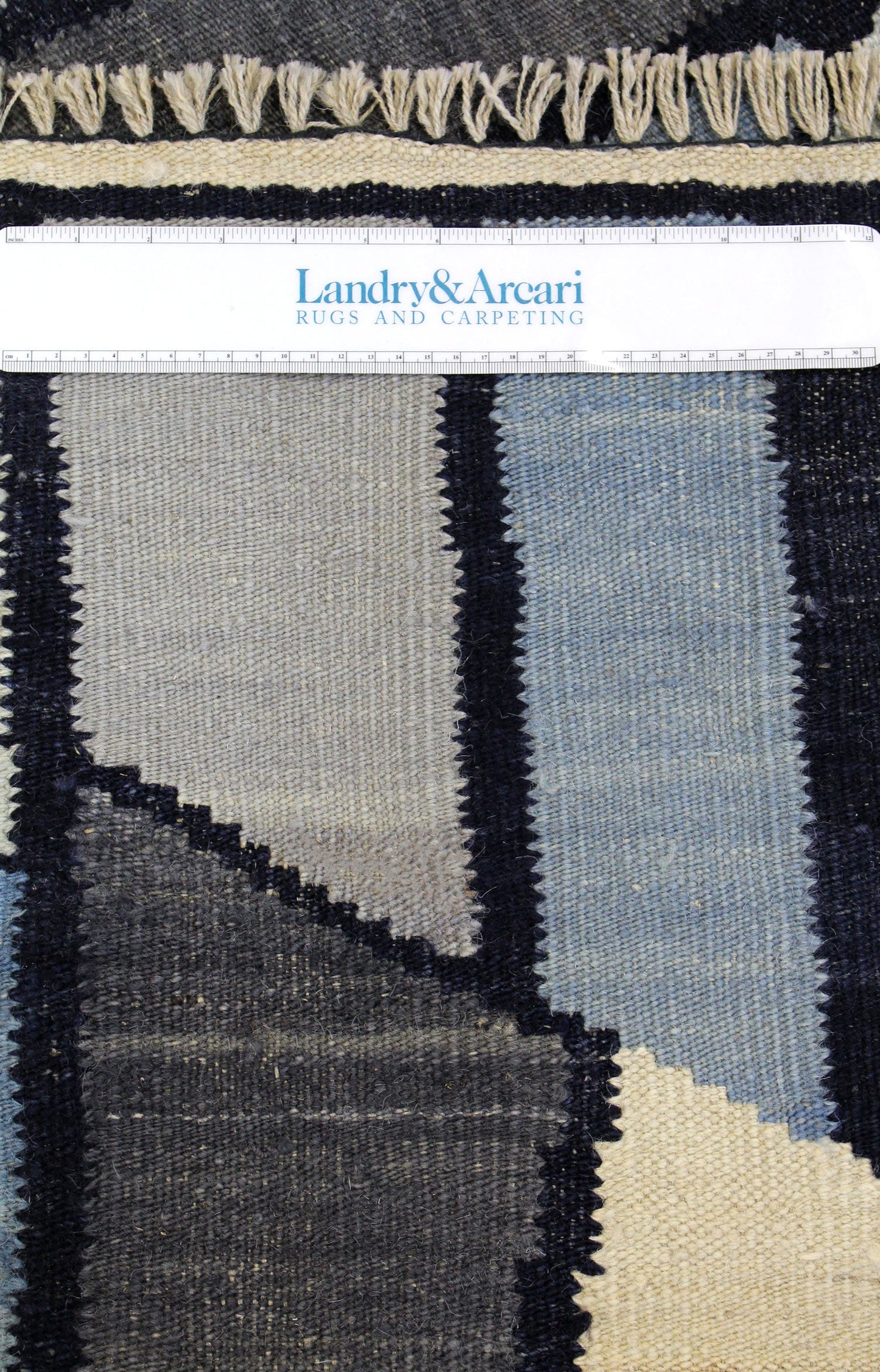 Modern Kilim Handwoven Contemporary Rug, J63199