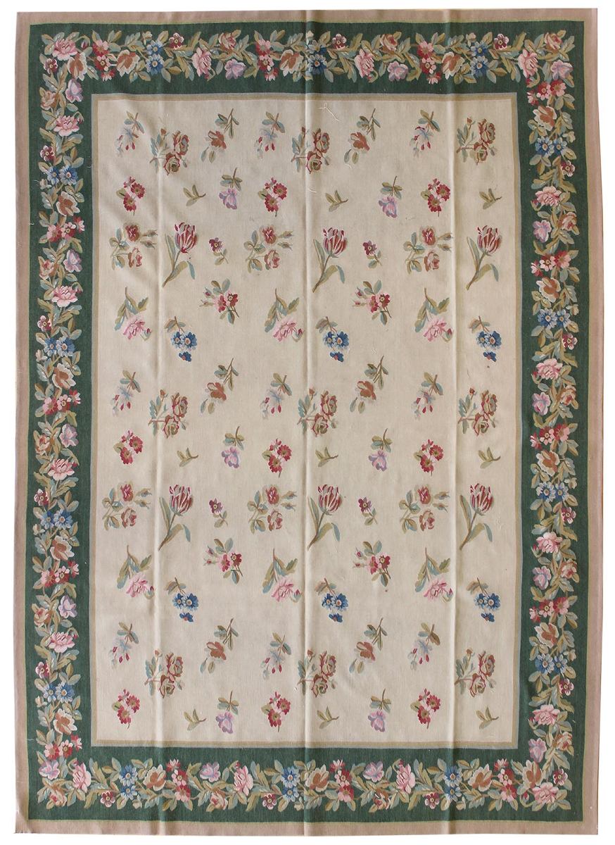 Aubusson Traditional Rug
