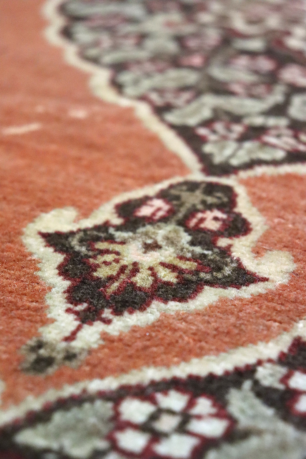 Antique Haji Jalili Tabriz Handwoven Traditional Rug, J65770