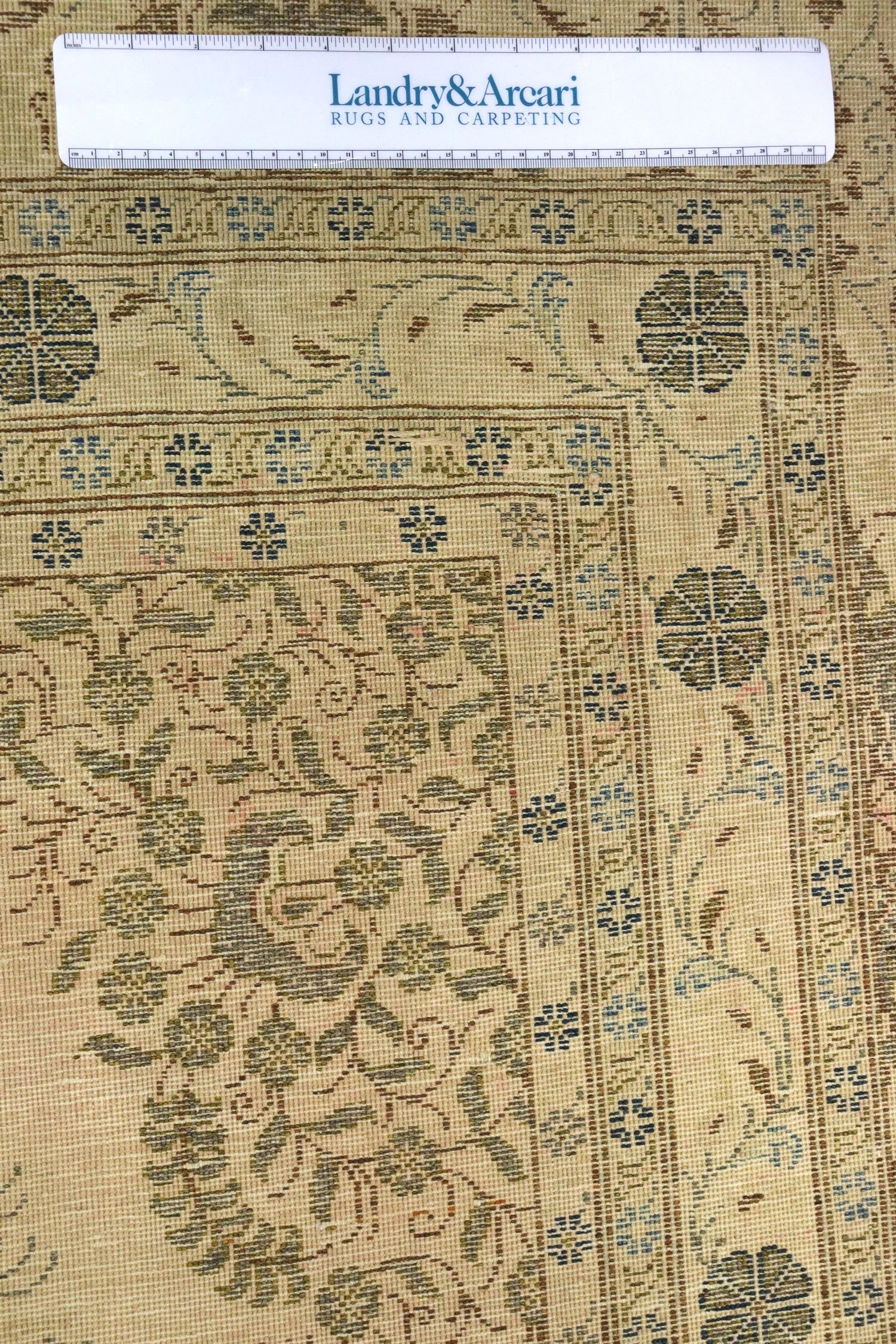 Vintage Keshan Handwoven Traditional Rug, J65757