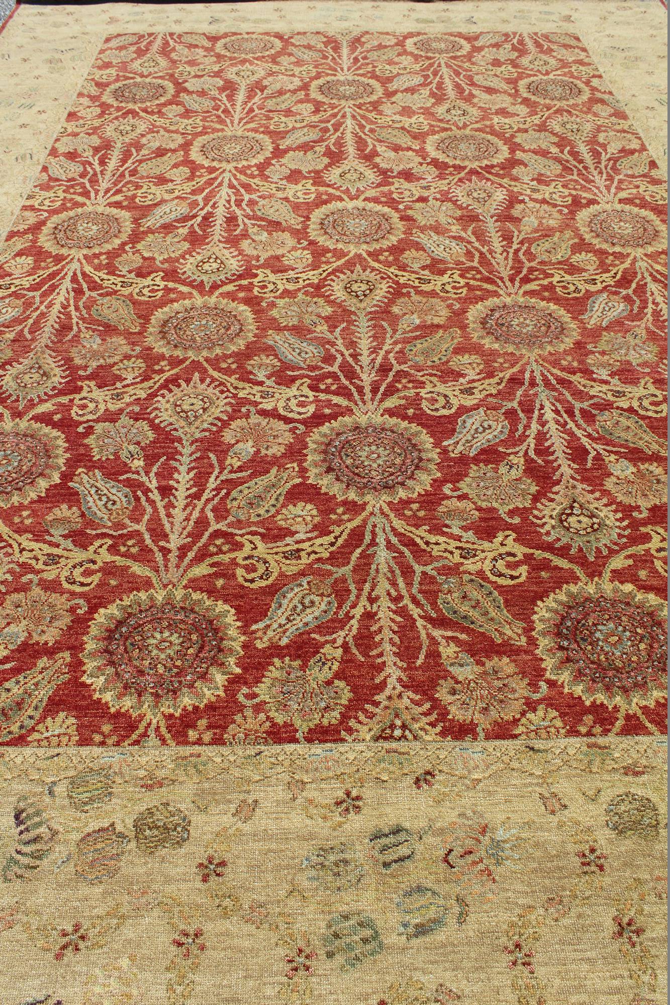 Moghul Handwoven Closeout Rug, J40591