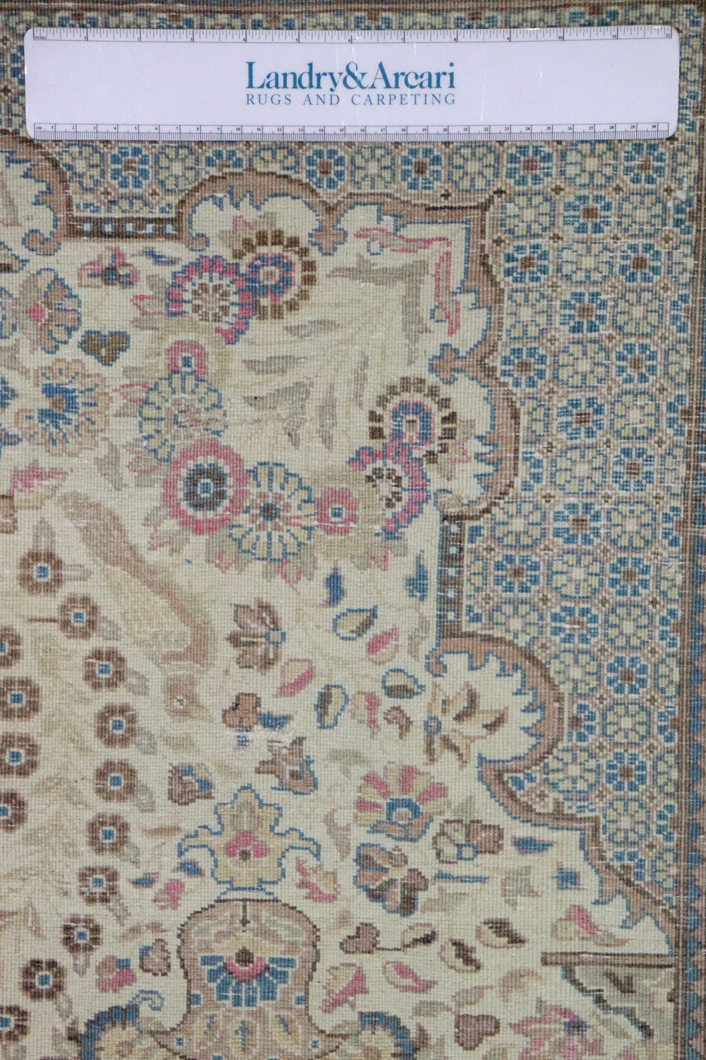 Vintage Qum Handwoven Traditional Rug, J67992