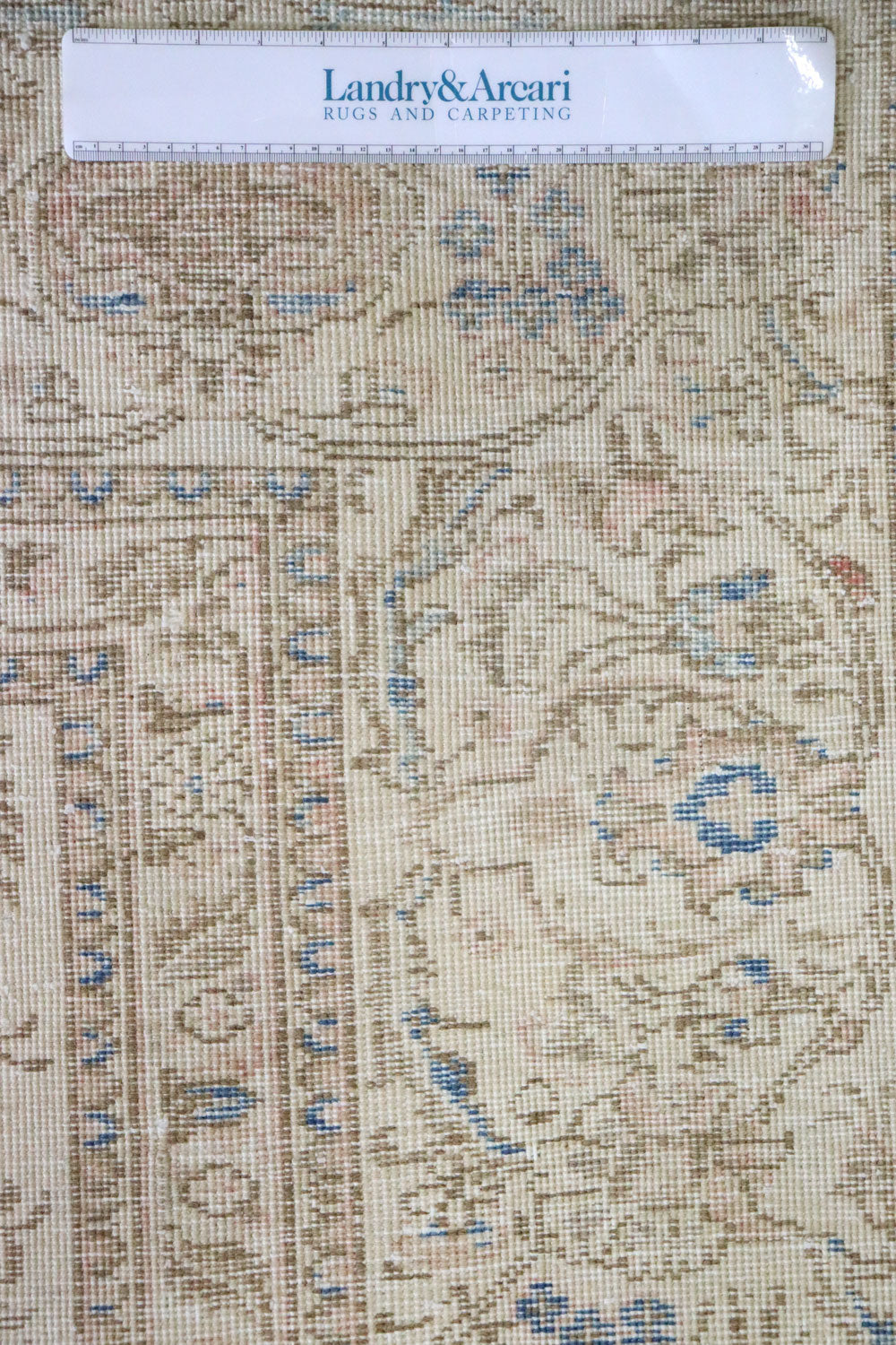 Vintage Tabriz Handwoven Traditional Rug, J67963