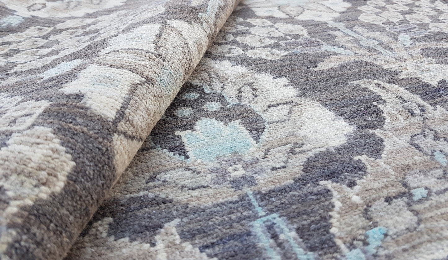 Ferahan Handwoven Transitional Rug, J64041