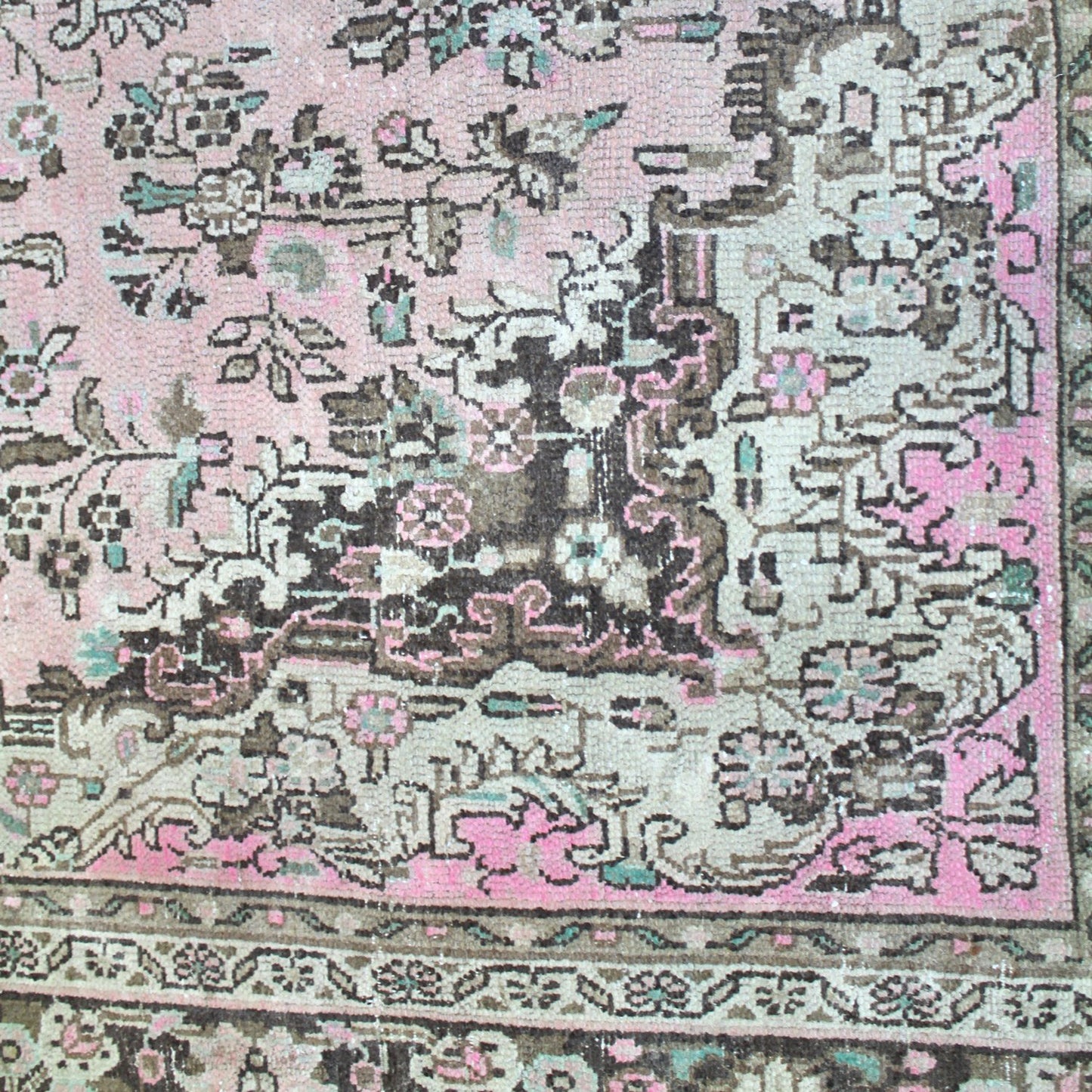 Vintage Hamadan Handwoven Transitional Rug, J56636