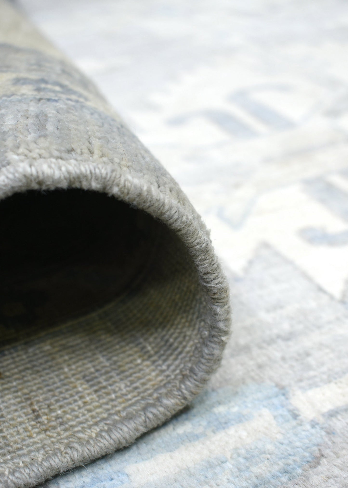 Kazak Handwoven Transitional Rug, J64227