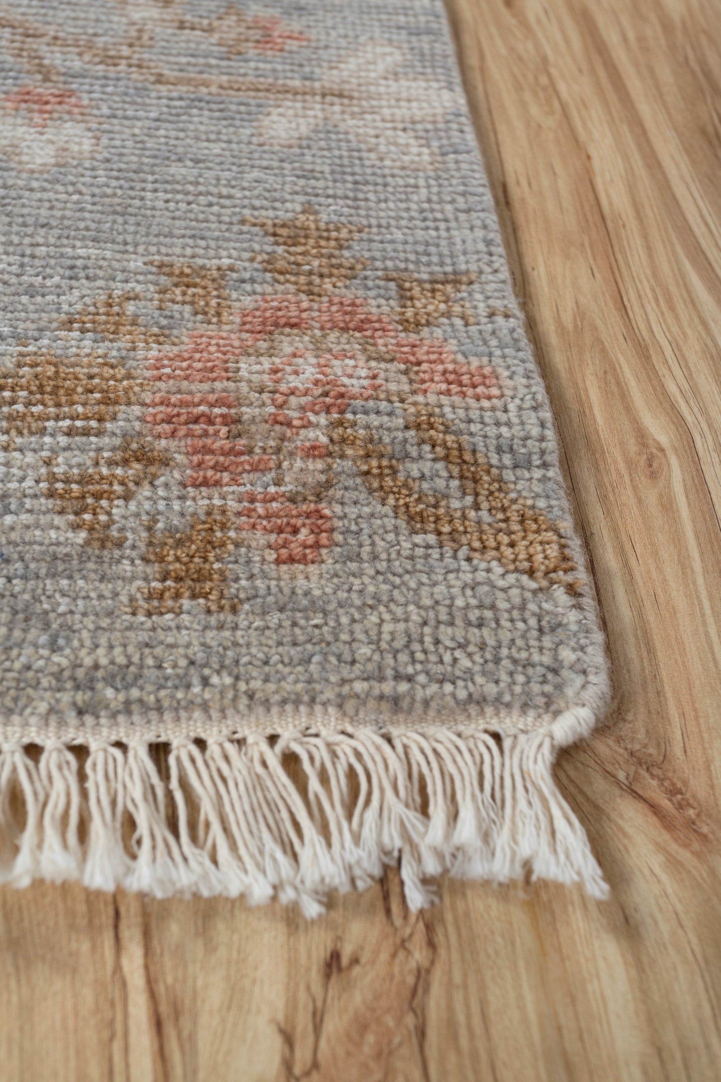 Khotan Vase Handwoven Transitional Rug, J68911