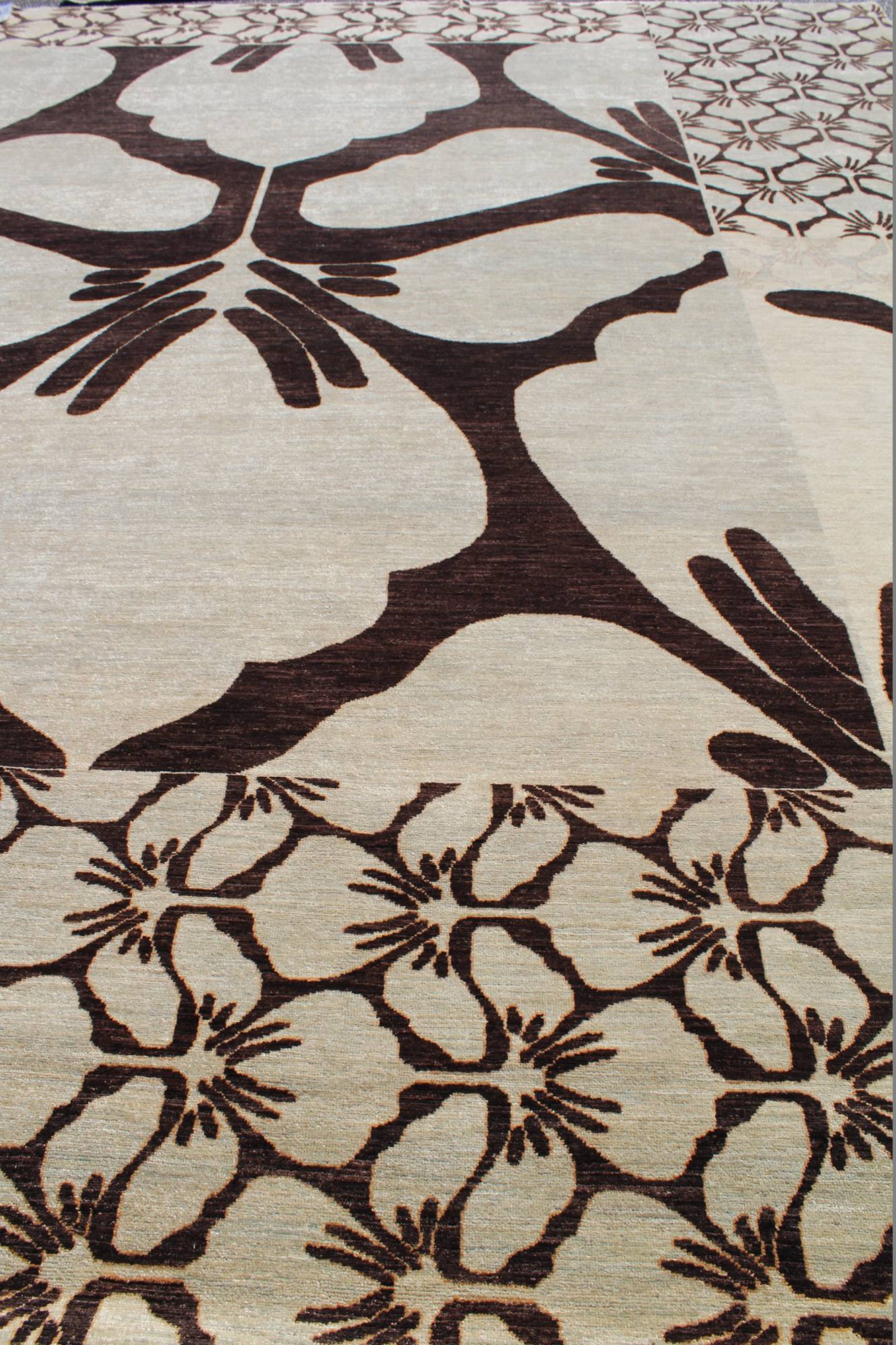 Lily Handwoven Closeout Rug, J27577