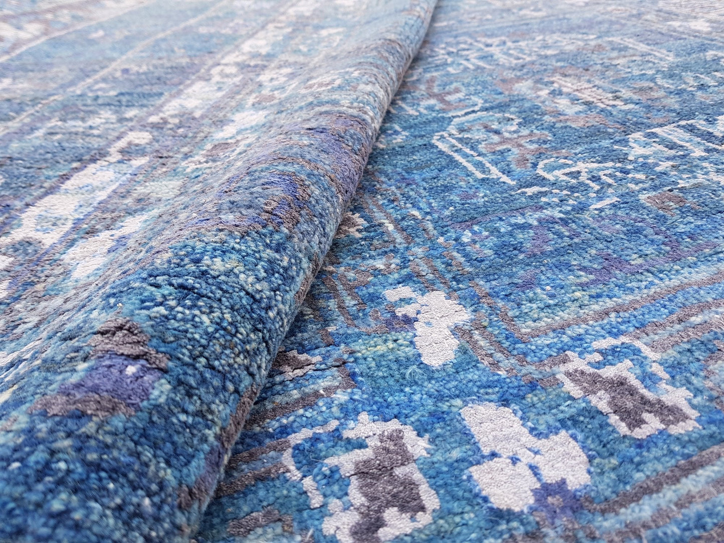 Panel Samarkand Handwoven Transitional Rug, J64104