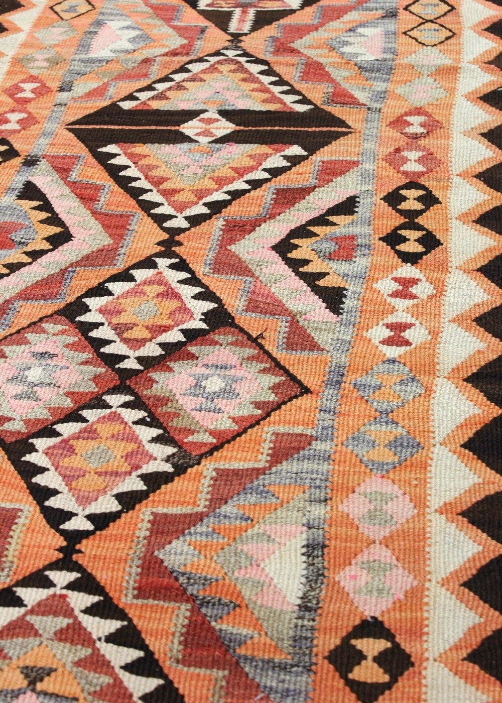 Vintage Herki Kilim Handwoven Tribal Rug, J67092