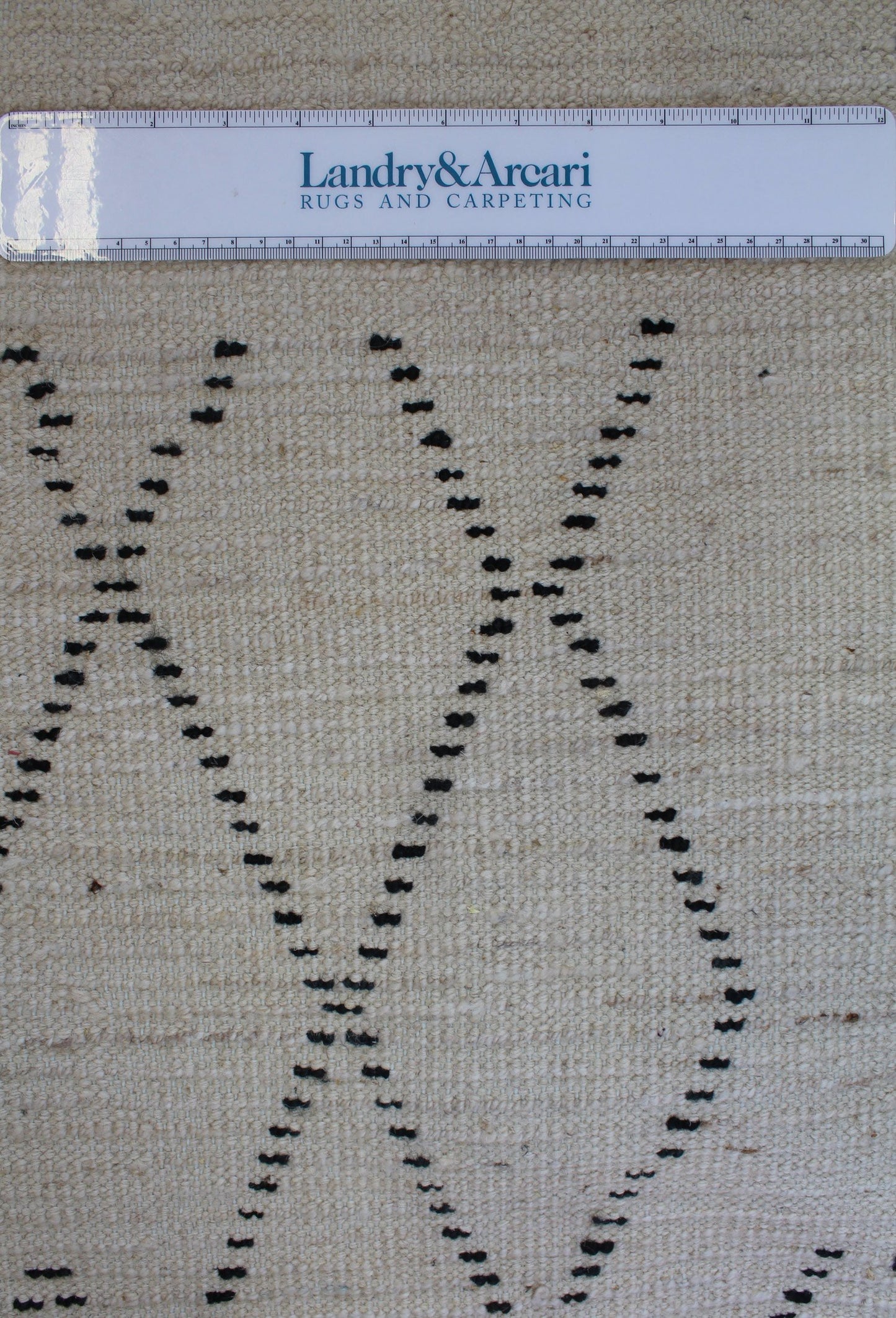 Moroccan Handwoven Tribal Rug, J62674