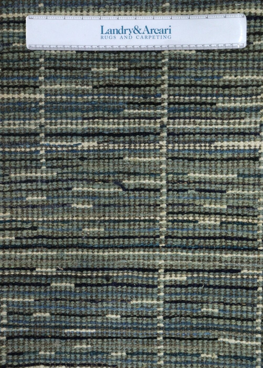 Moroccan Handwoven Tribal Rug, J68151